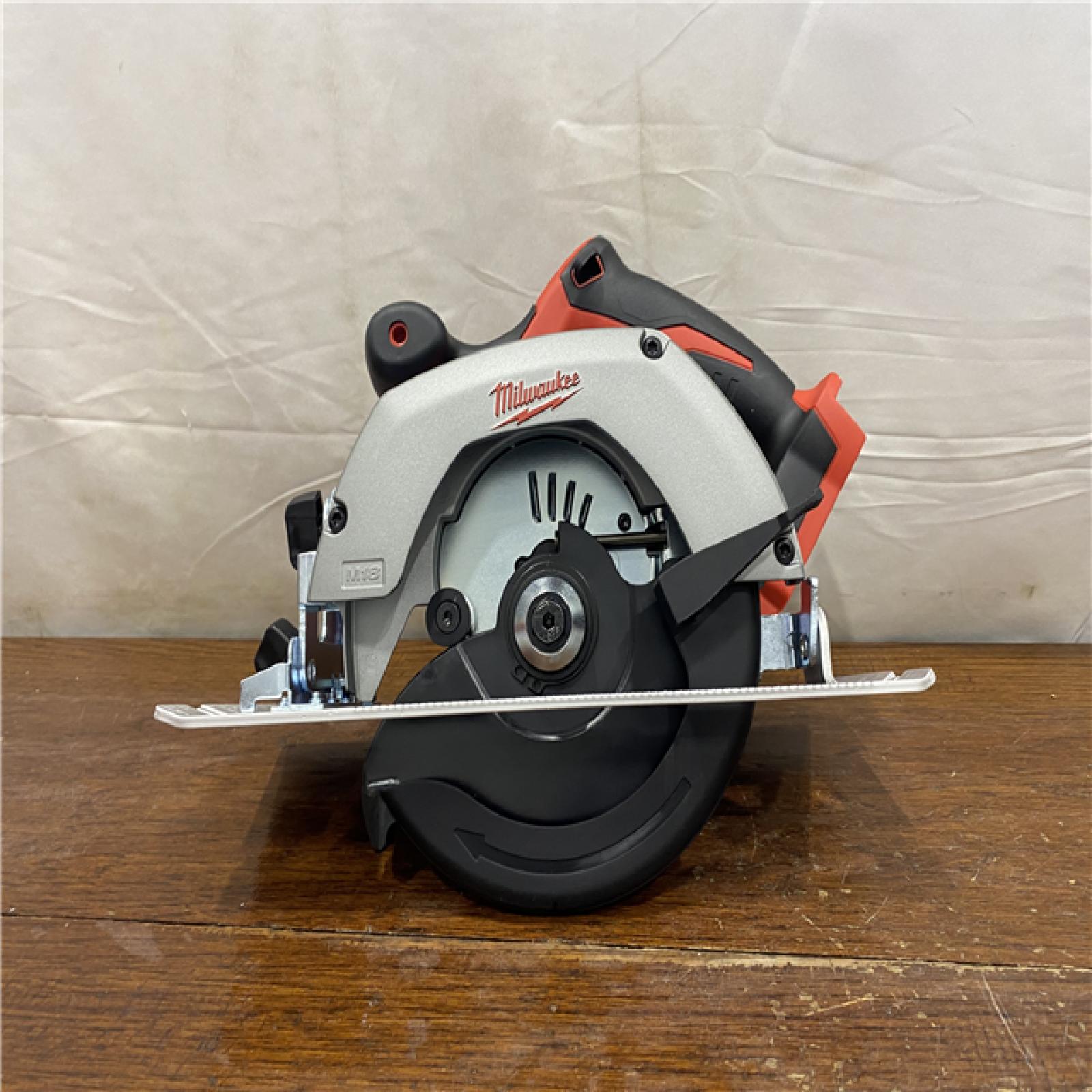 AS-IS Milwaukee 2630-20 M18 Cordless 6-1/2 Circular Saw Bare Tool Only - All