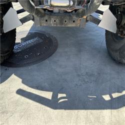 California AS-IS VECTOR 500 4WD UTV Delphi Multec in Green Utility Vehicle (No Key/Body Damage)