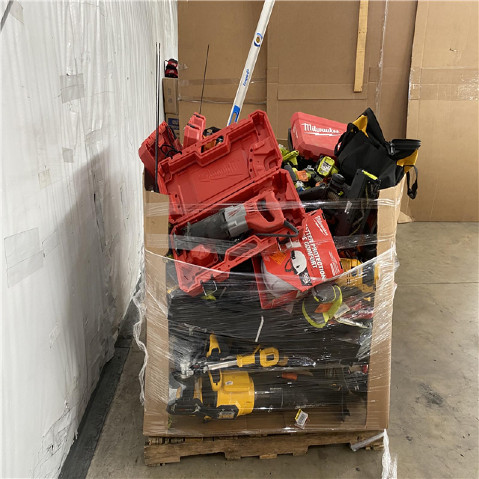 Houston Location AS IS - Tool Pallet