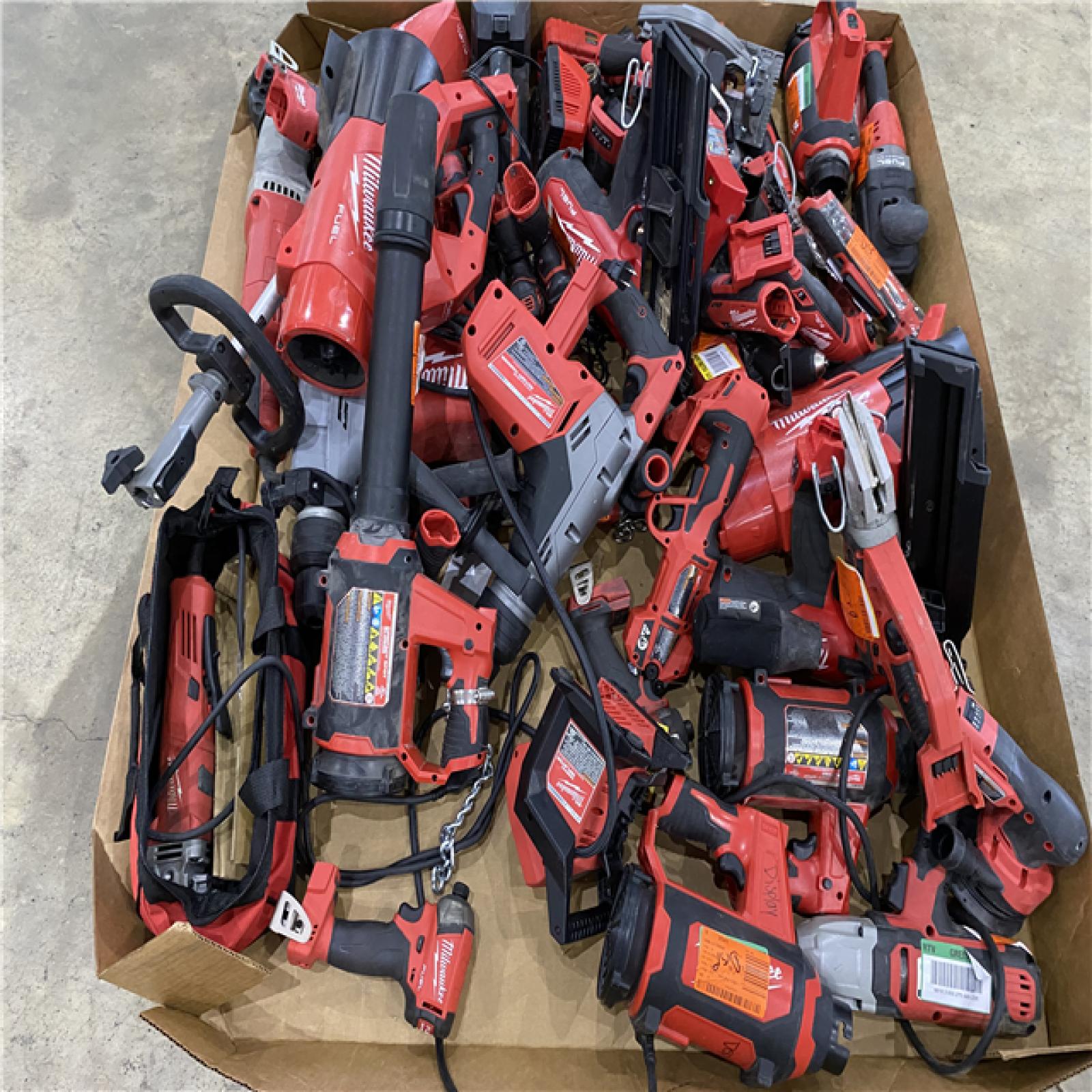 Houston Location AS IS - Tool Pallet