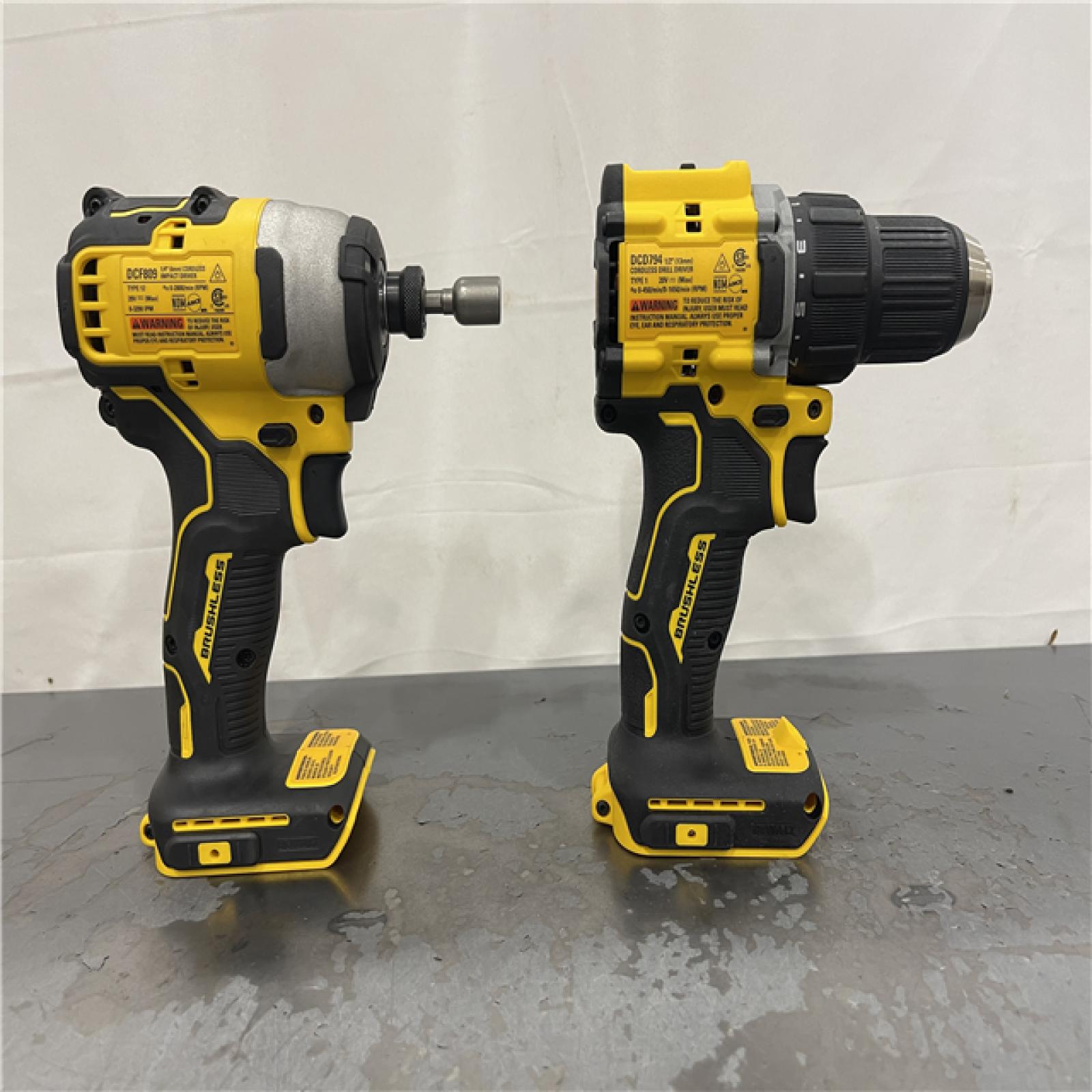 AS-IS- DEWALT ATOMIC 20-Volt MAX Lithium-Ion Cordless Combo Kit (2-Tool) with (2) 2.0Ah Batteries  Charger and Bag