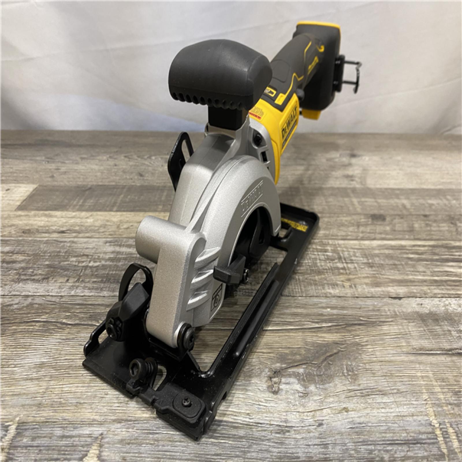 AS-IS DEWALT ATOMIC 20V MAX Cordless Brushless 4-1/2 in. Circular Saw (Tool Only)