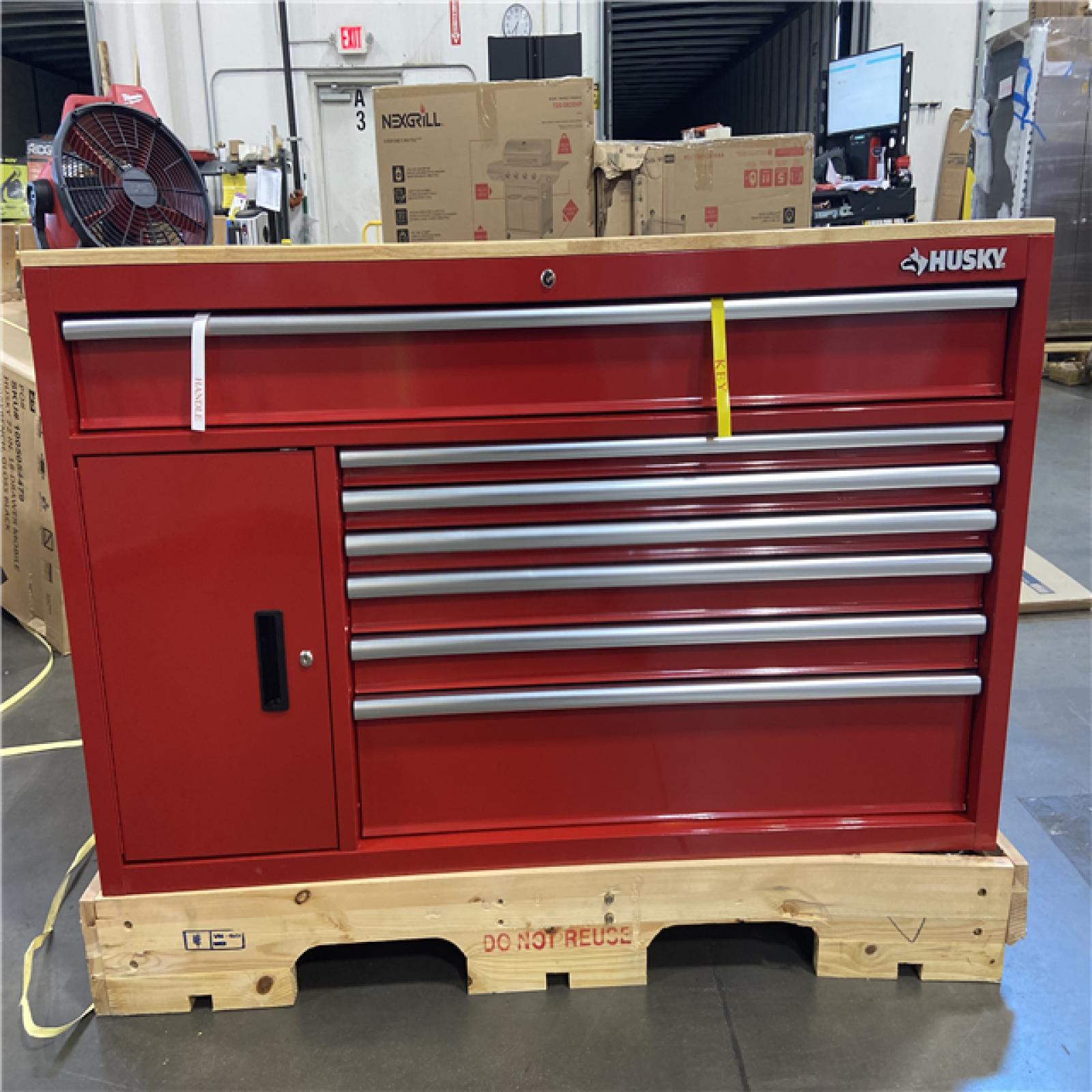 DALLAS LOCATION - Husky 61 in. W x 22.1 in D Standard Duty 7-Drawer Mobile Workbench