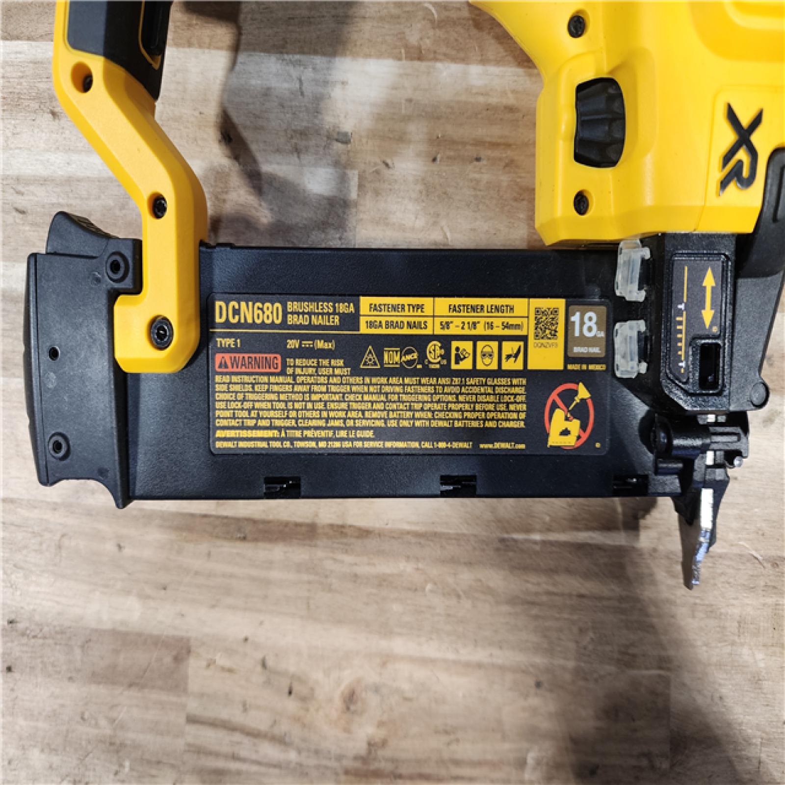 HOUSTON LOCATION - AS-IS DEWALT 20V MAX XR Lithium-Ion Electric Cordless 18-Gauge Brad Nailer (Tool Only)