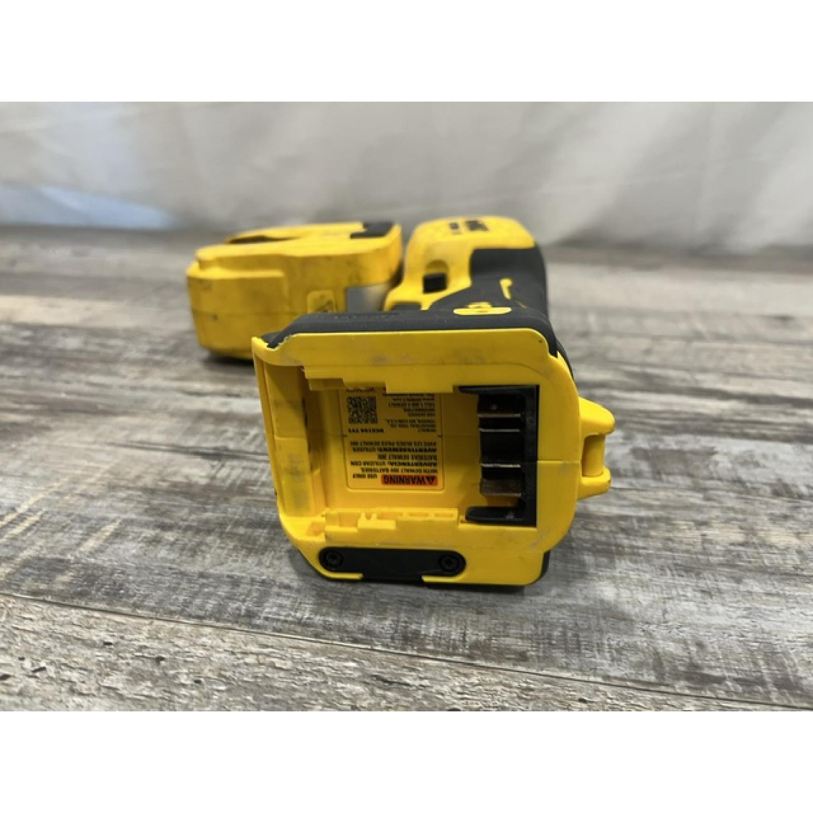 AS-IS DEWALT 20-Volt MAX XR Copper Cutter (Tool Only)