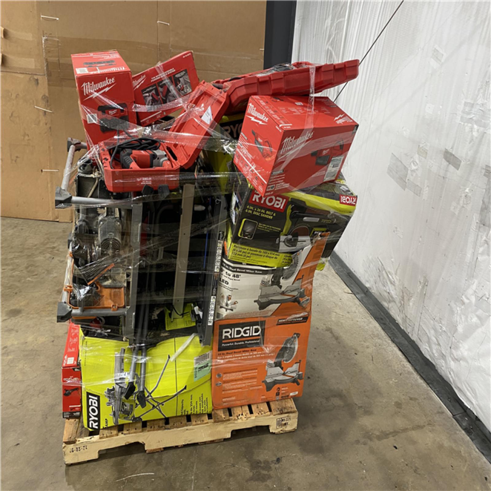 Houston Location AS IS - Tool Pallet