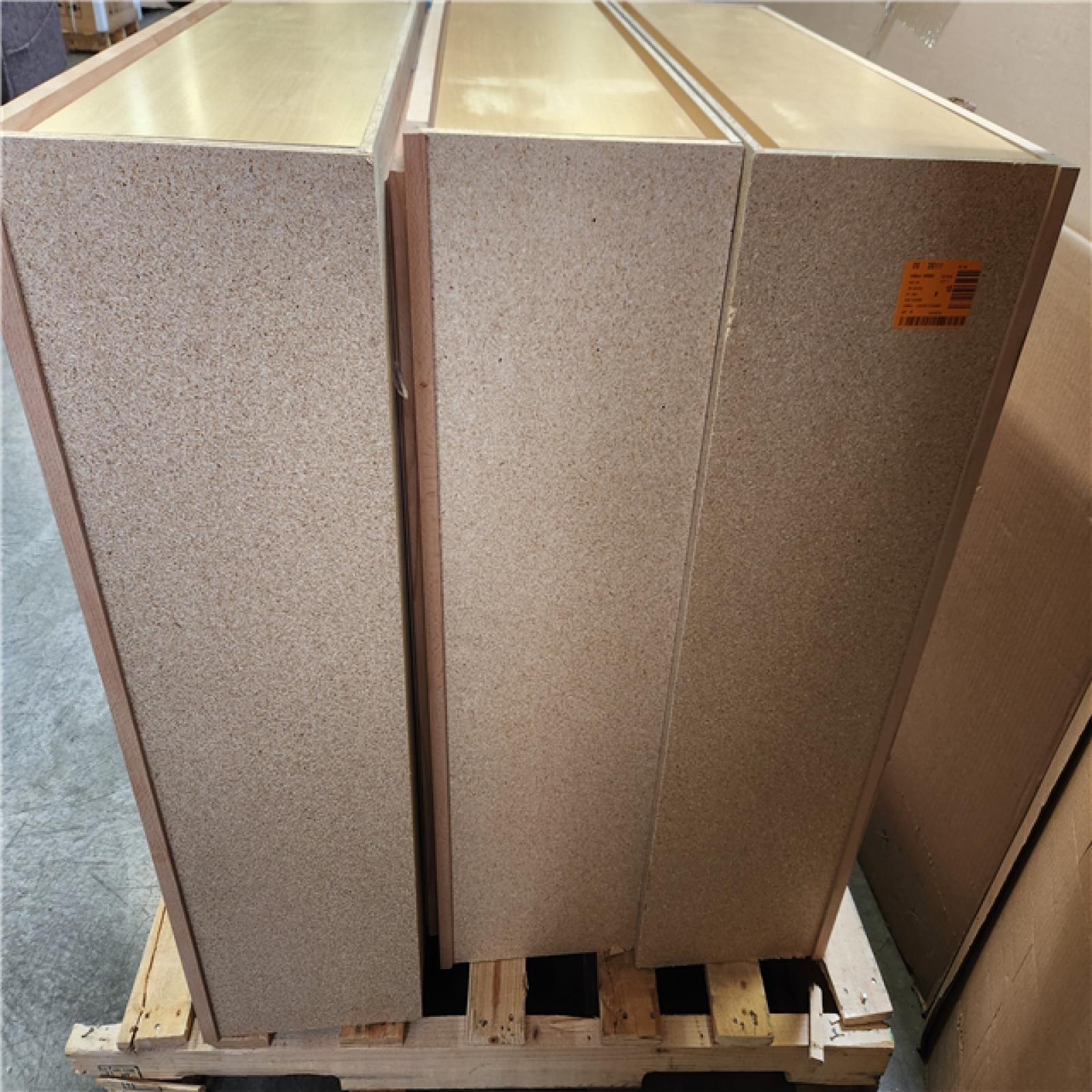 Phoenix AS-IS Mixed Hampton Bay Assembled Kitchen Cabinet Pallet (4-Cabinets)