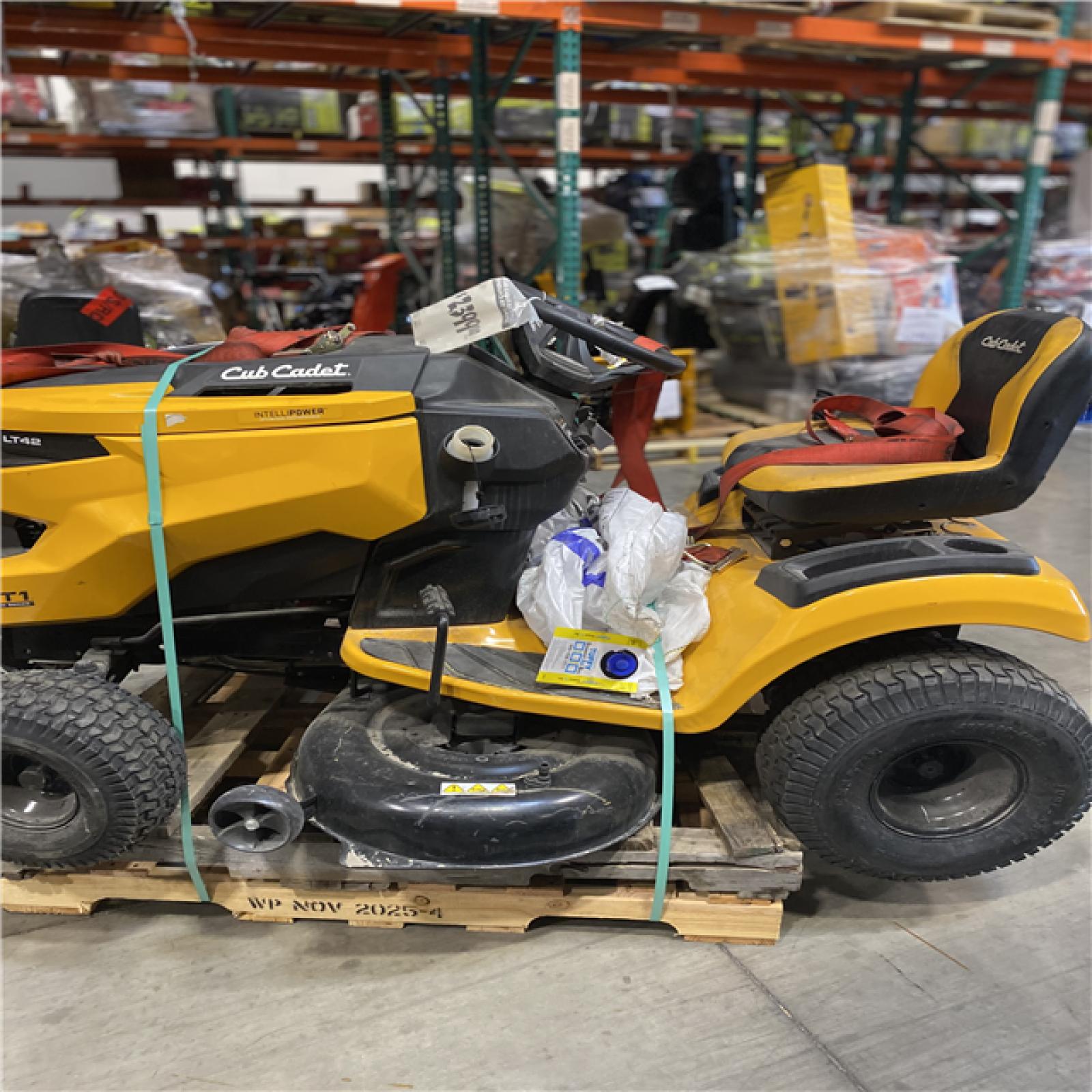 Dallas Location - As-Is Cub Cadet XT1 Enduro LT 42 in.Gas Riding Lawn Tractor