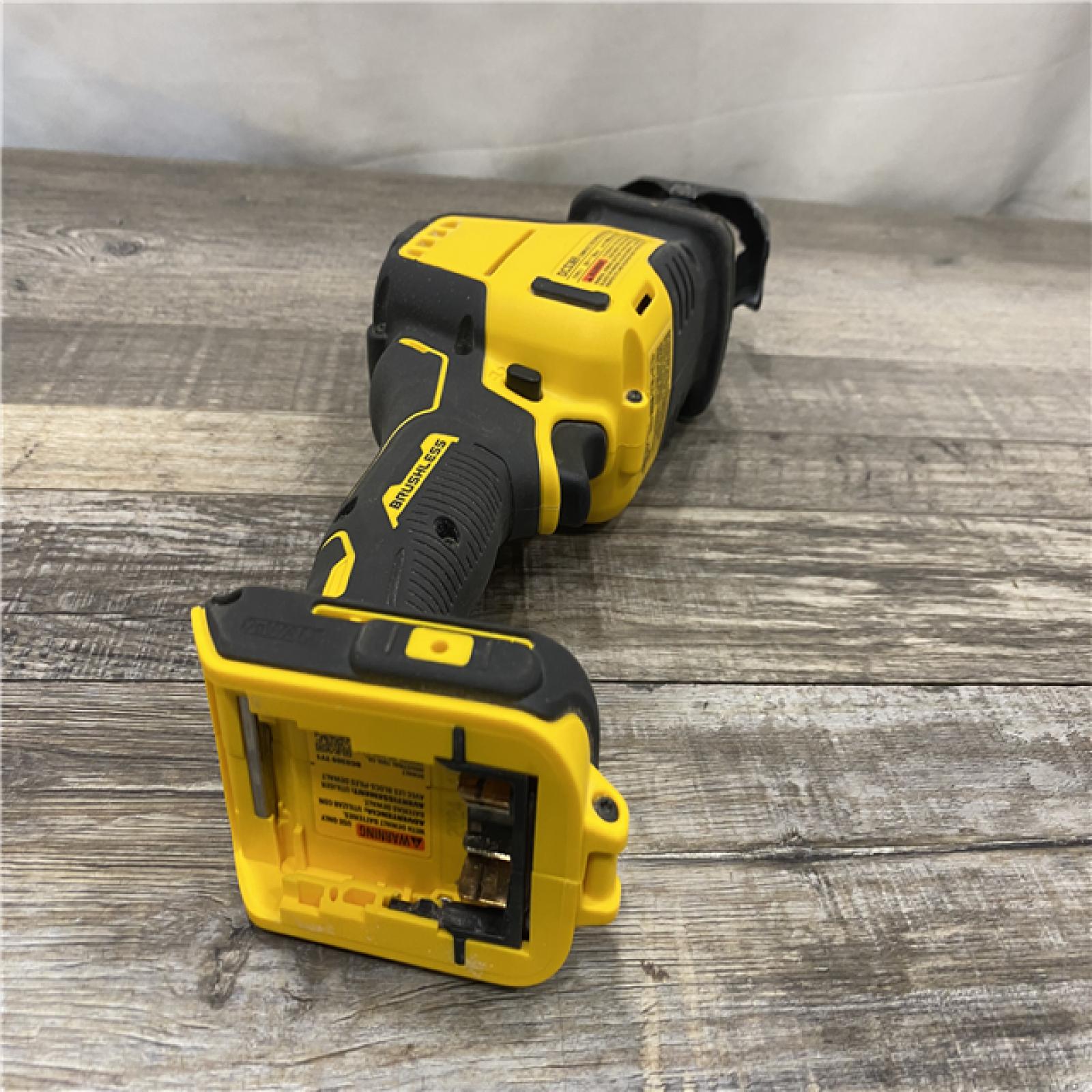 AS-IS DEWALT ATOMIC 20V MAX Cordless Brushless Compact Reciprocating Saw (Tool Only)