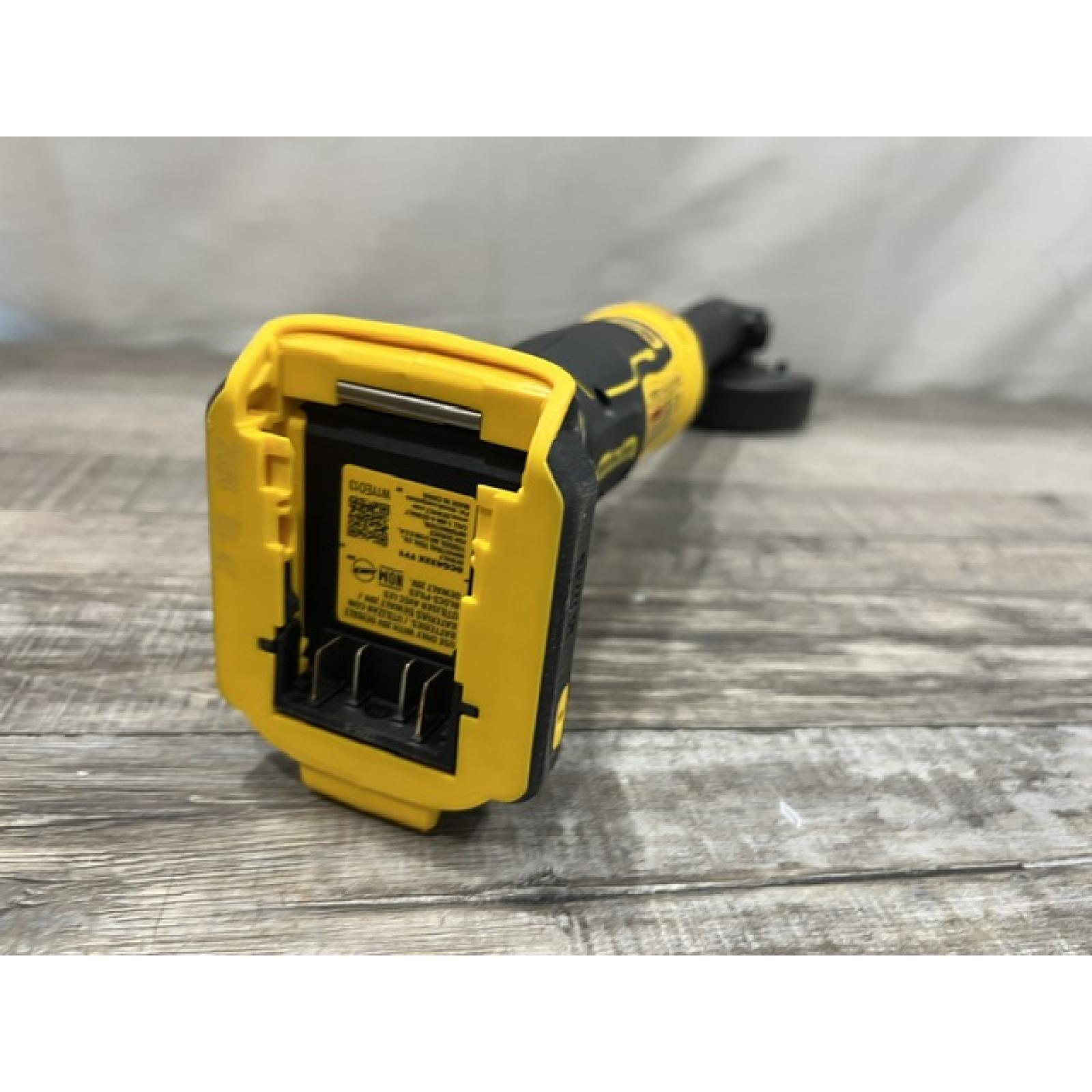 AS-IS DEWALT ATOMIC 20V MAX Cordless Brushless 4 in. Extended Cut-Off Tool (Tool Only)