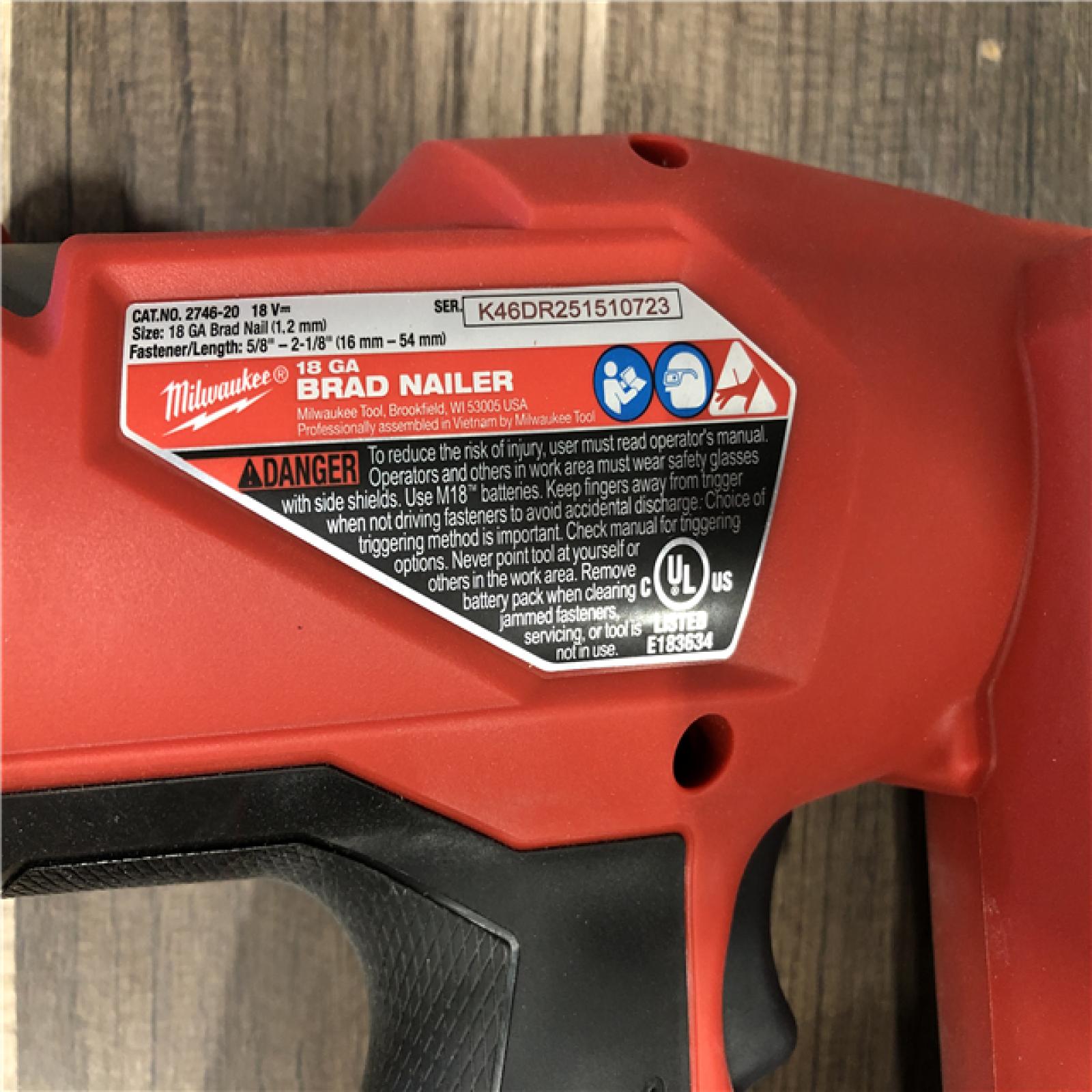 AS-IS Milwaukee FUEL 18-Volt Lithium-Ion Brushless Cordless Gen II 18-Gauge Brad Nailer (Tool-Only)