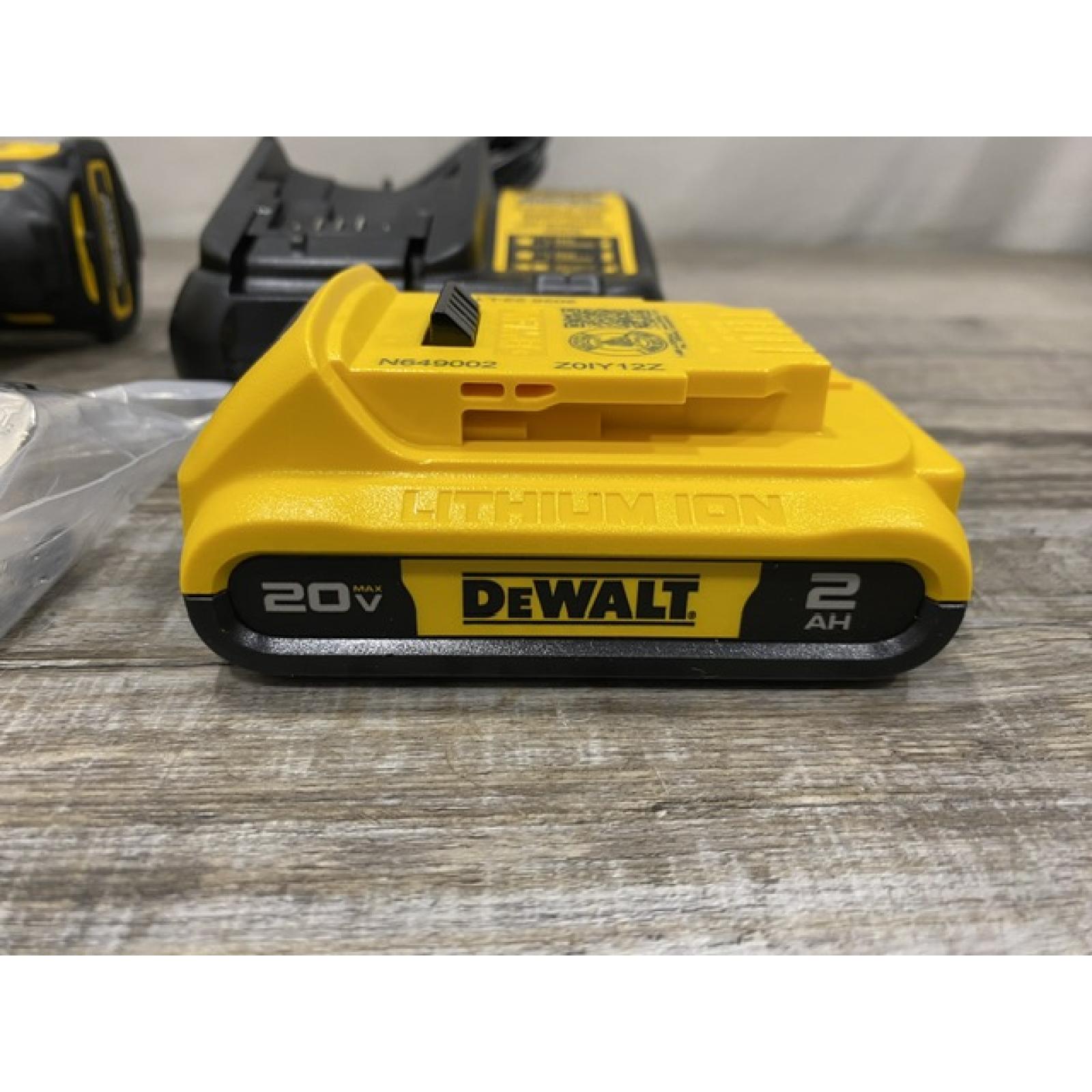AS-IS DEWALT Atomic 20V Max Lithium-Ion Brushless Cordless Compact 1/4 in. Impact Driver Kit