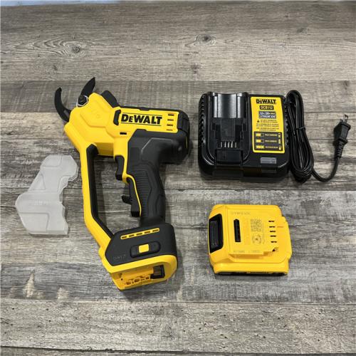 AS-IS DEWALT 20V MAX Cordless Battery Powered Pruner Kit