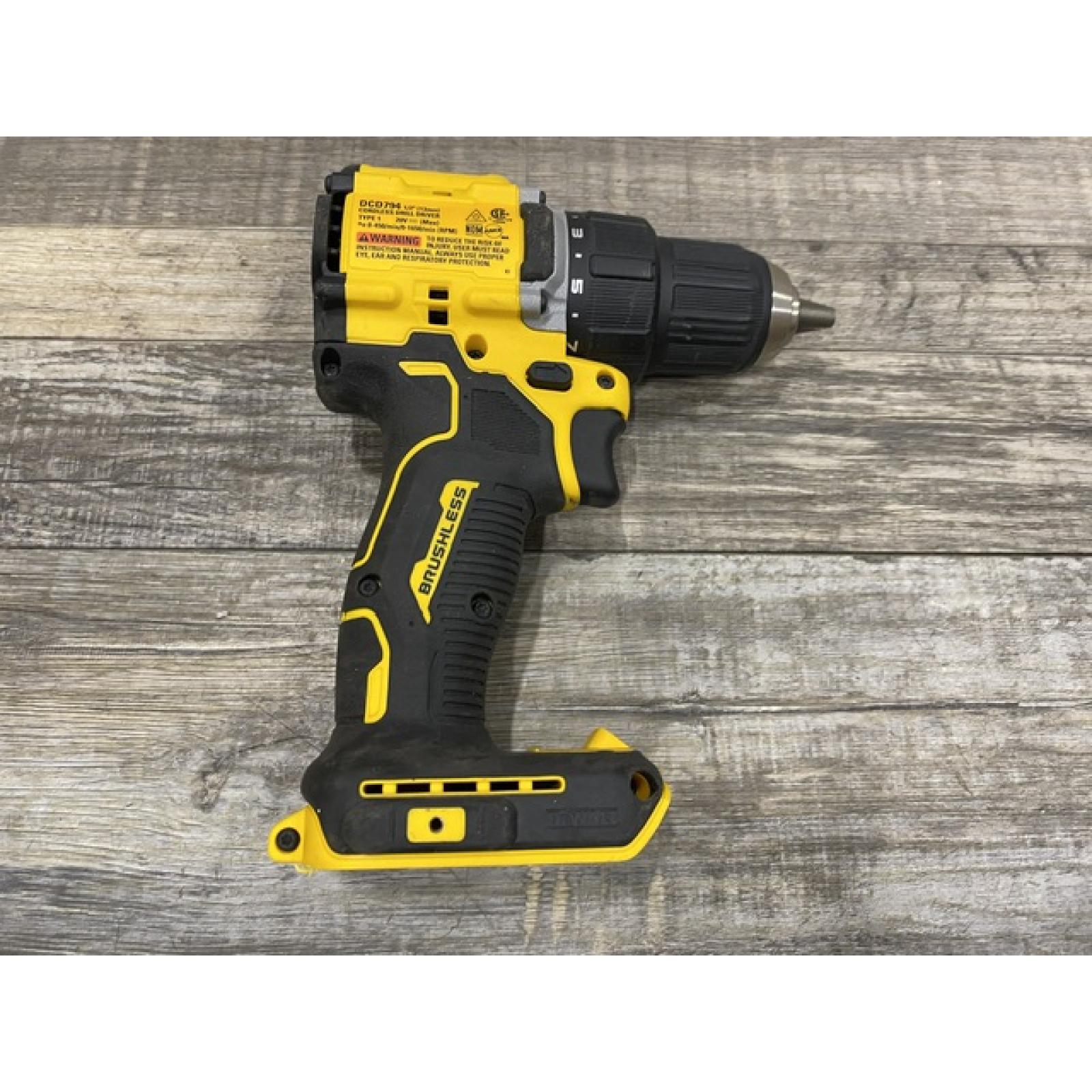 AS-IS DEWALT Atomic 20V Lithium-Ion Cordless Compact 1/2 in. Drill/Driver Kit