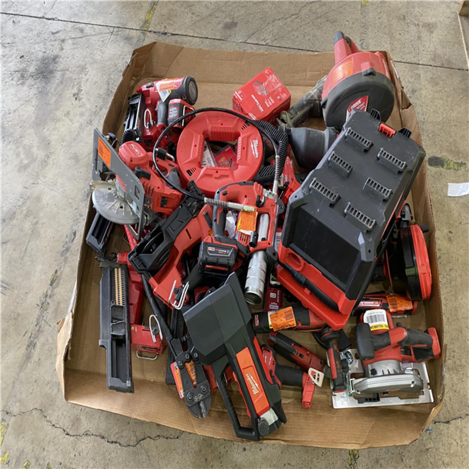 Houston Location AS IS - Tool Pallet