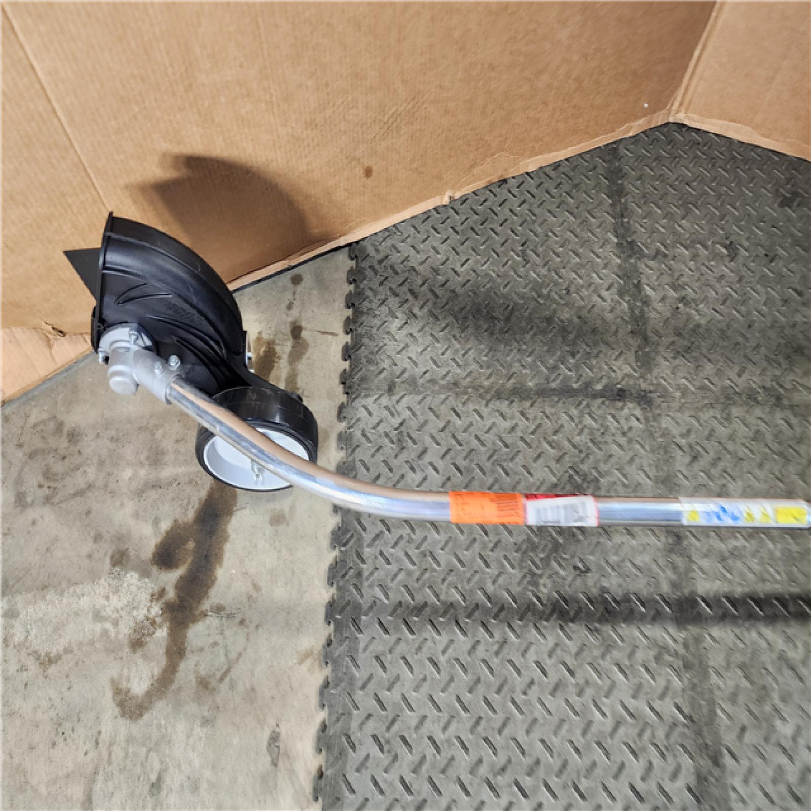 HOUSTON LOCATION - AS-IS ECHO 21.2 cc Gas 2-Stroke Lawn Edger