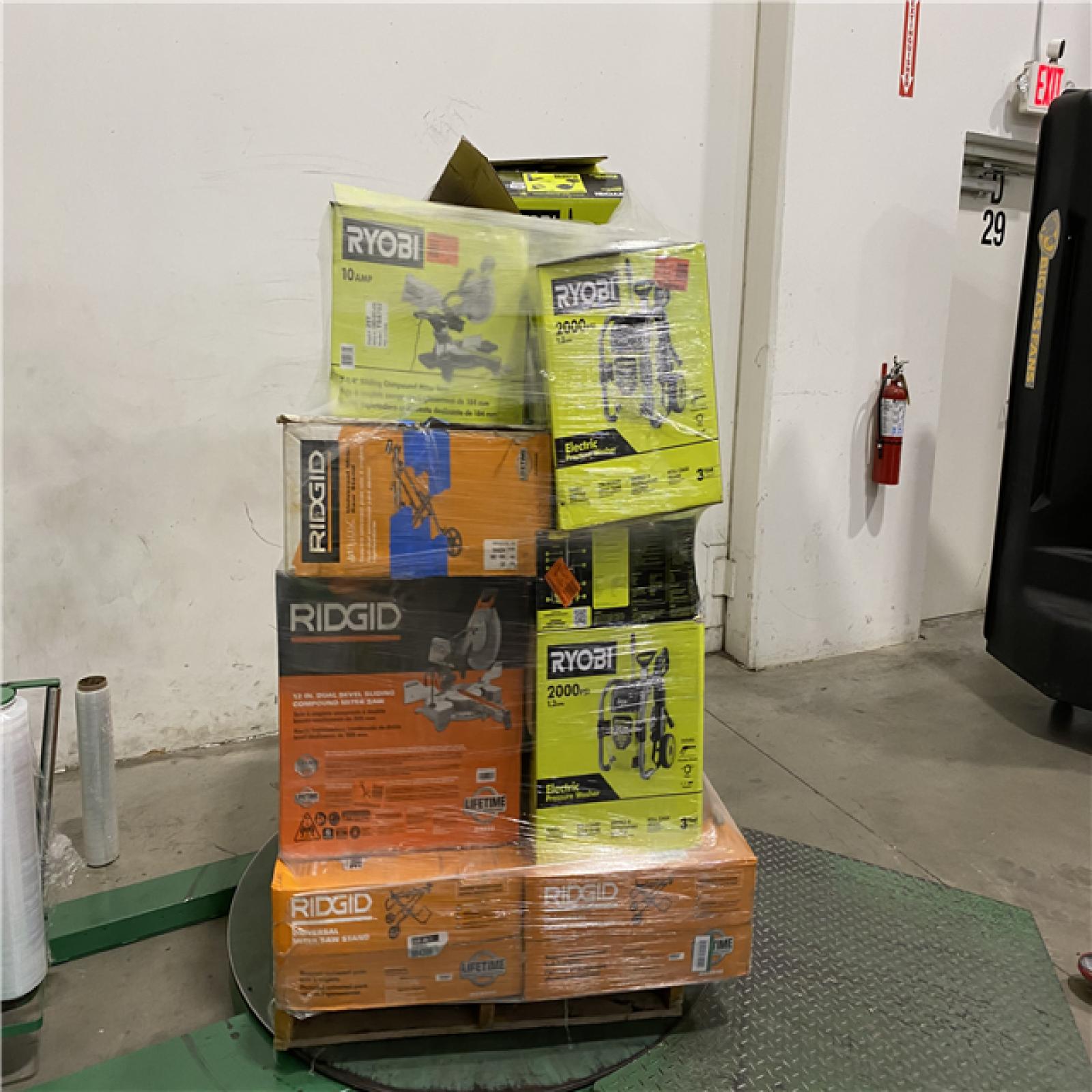 Dallas Location - As-Is Tool Pallet