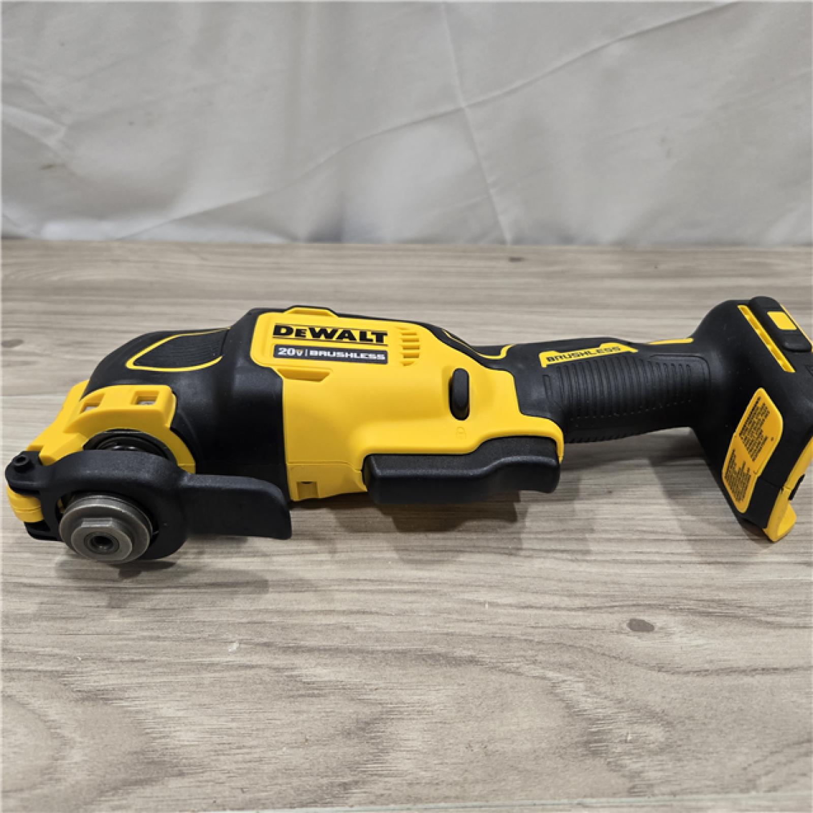 AS-IS DEWALT ATOMIC 20V MAX Cordless Oscillating Multi Tool (Tool Only)