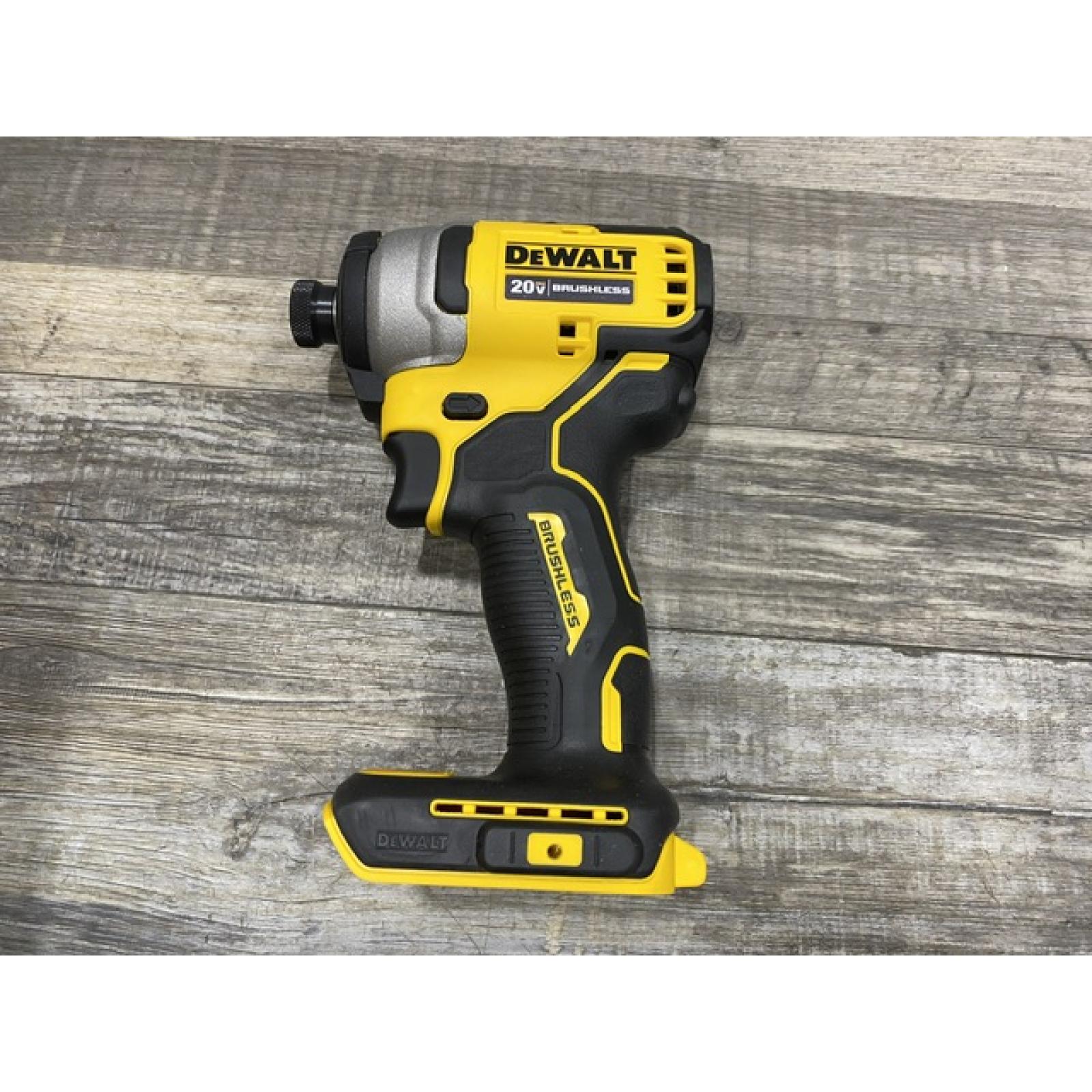 AS-IS DEWALT Atomic 20V Max Lithium-Ion Brushless Cordless Compact 1/4 in. Impact Driver Kit