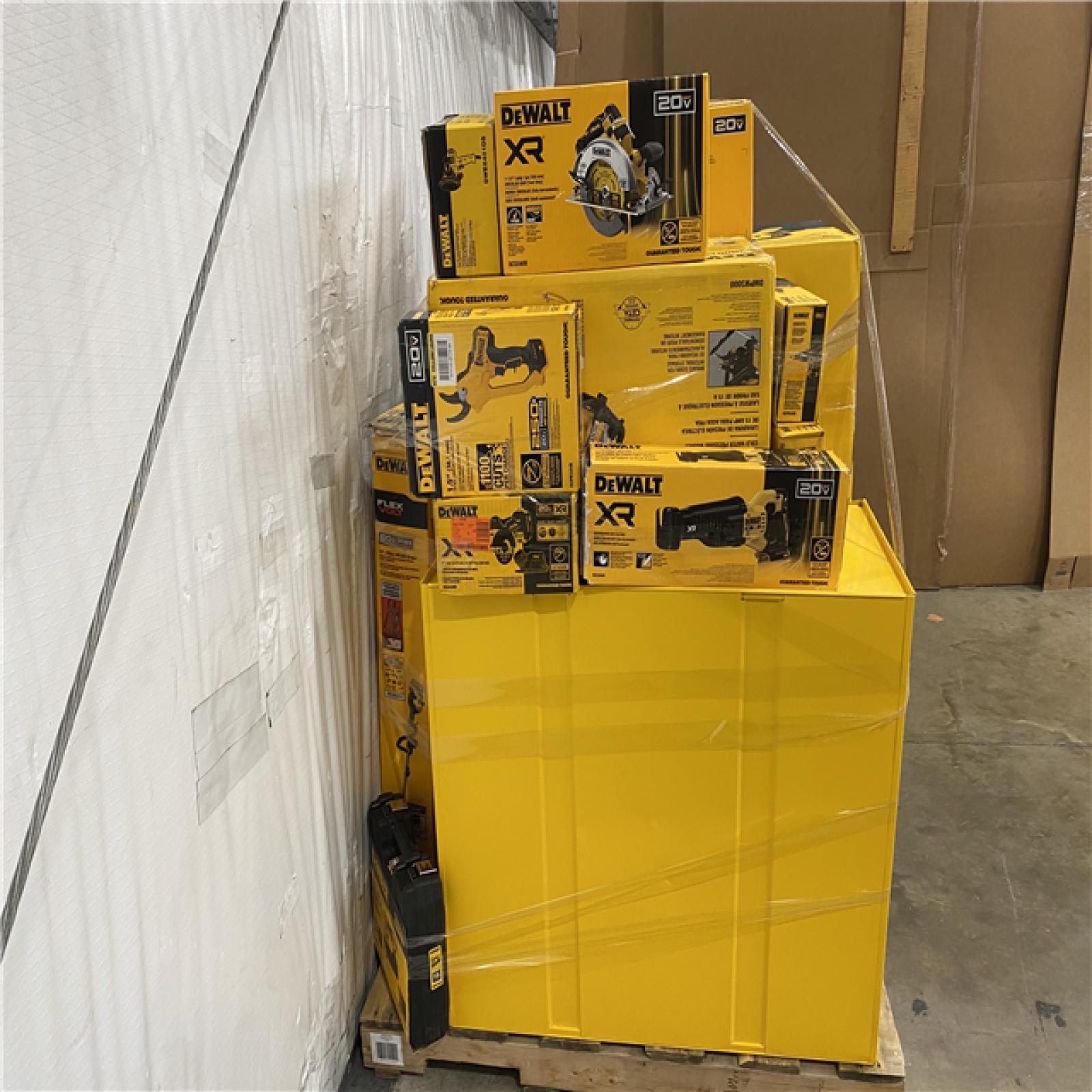 Houston Location AS IS - Tool Pallet