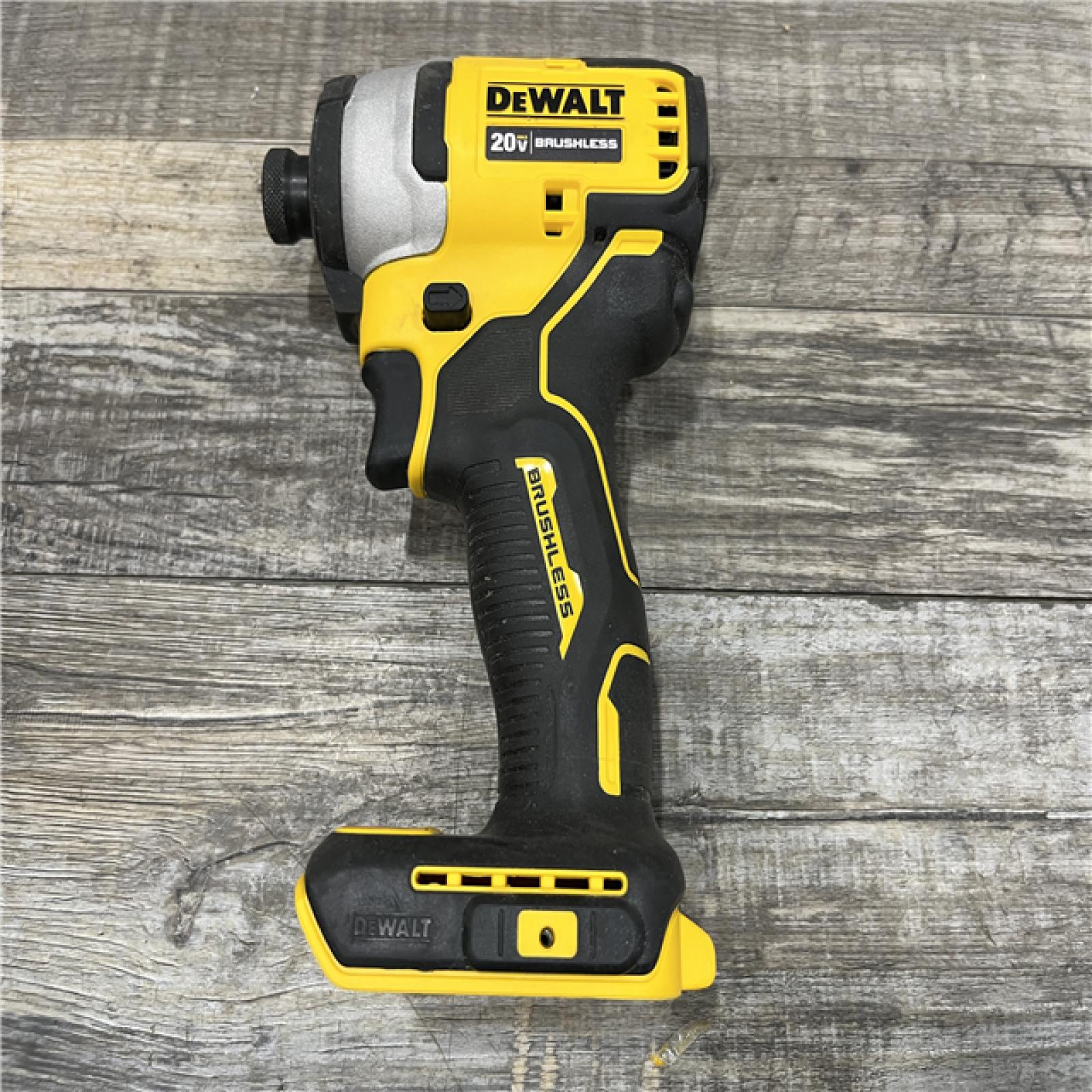 AS-IS DEWALT Atomic 20V Max Lithium-Ion Brushless Cordless Compact 1/4 in. Impact Driver Kit