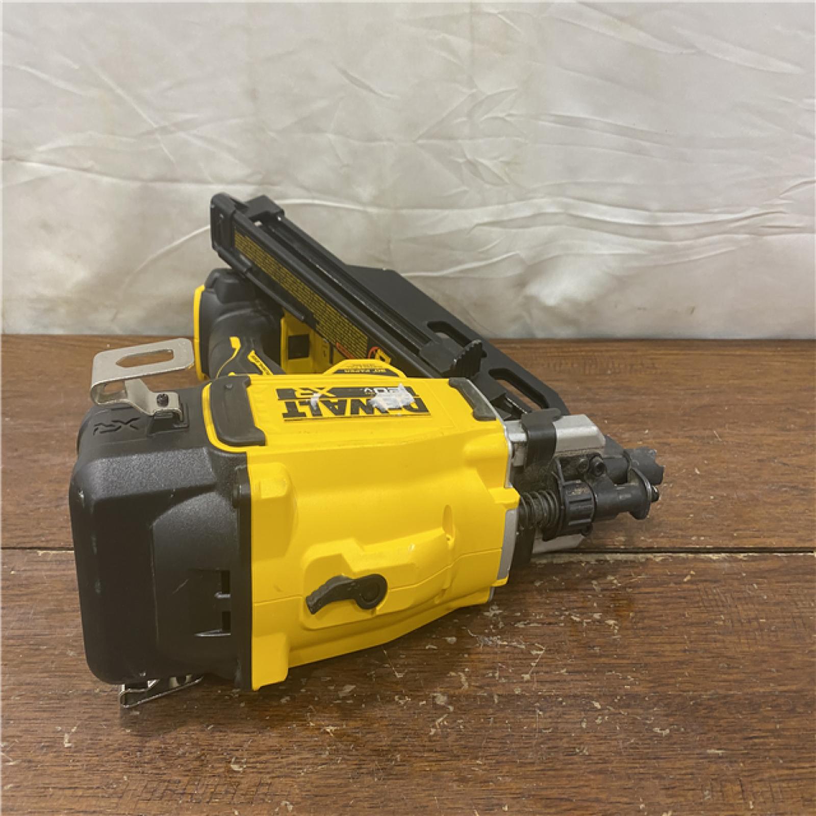 AS-IS DEWALT 20-Volt 30° Cordless Framing Nailer (Tool-Only)
