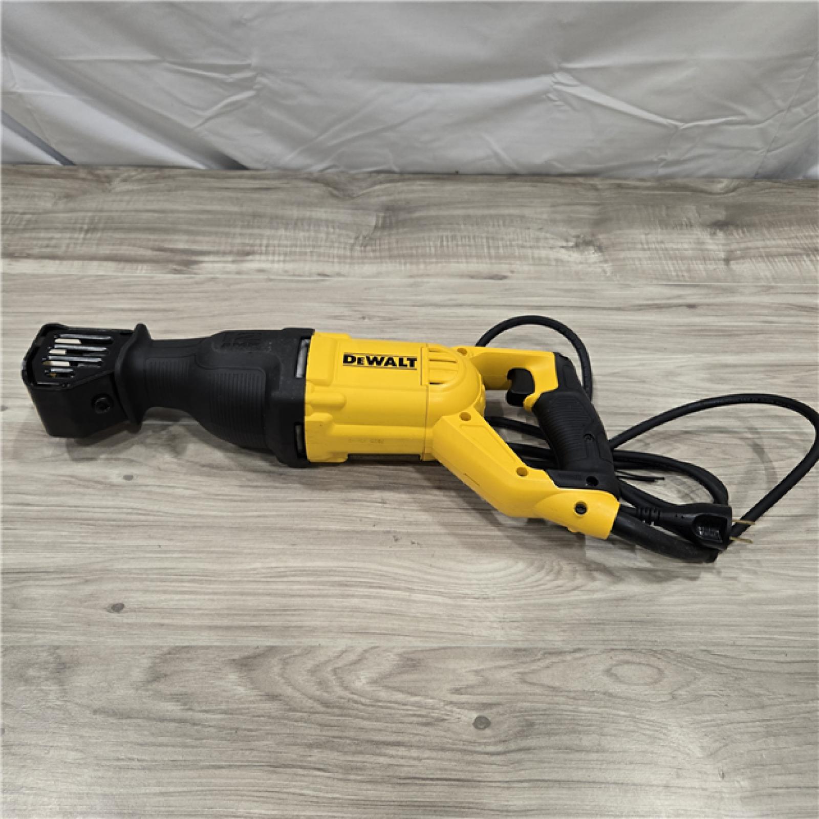 AS-IS DEWALT DWE305 12 Amp Corded Reciprocating Saw