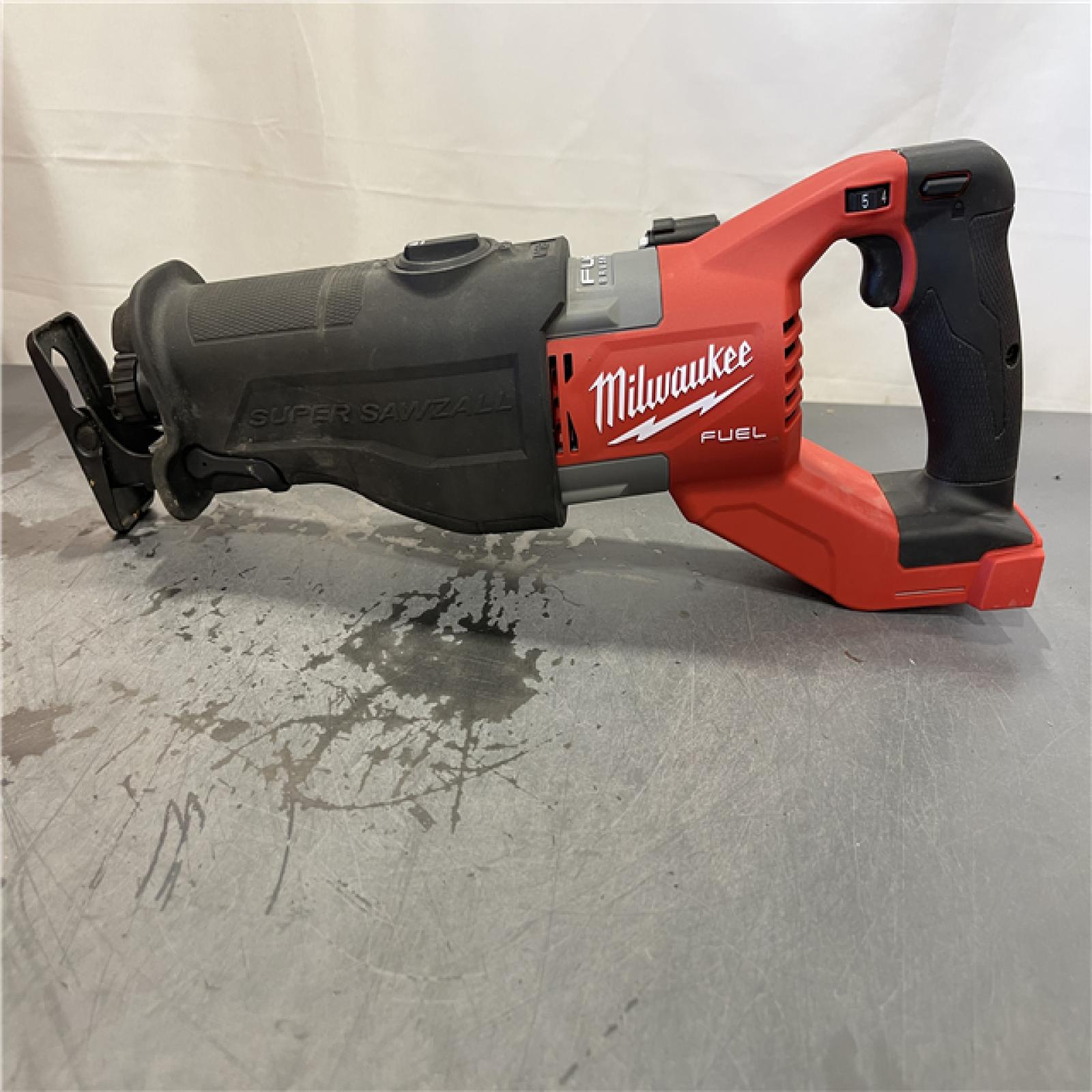 AS-IS - Milwaukee M18 Fuel 18V Brushless Super Sawzall Reciprocating Saw