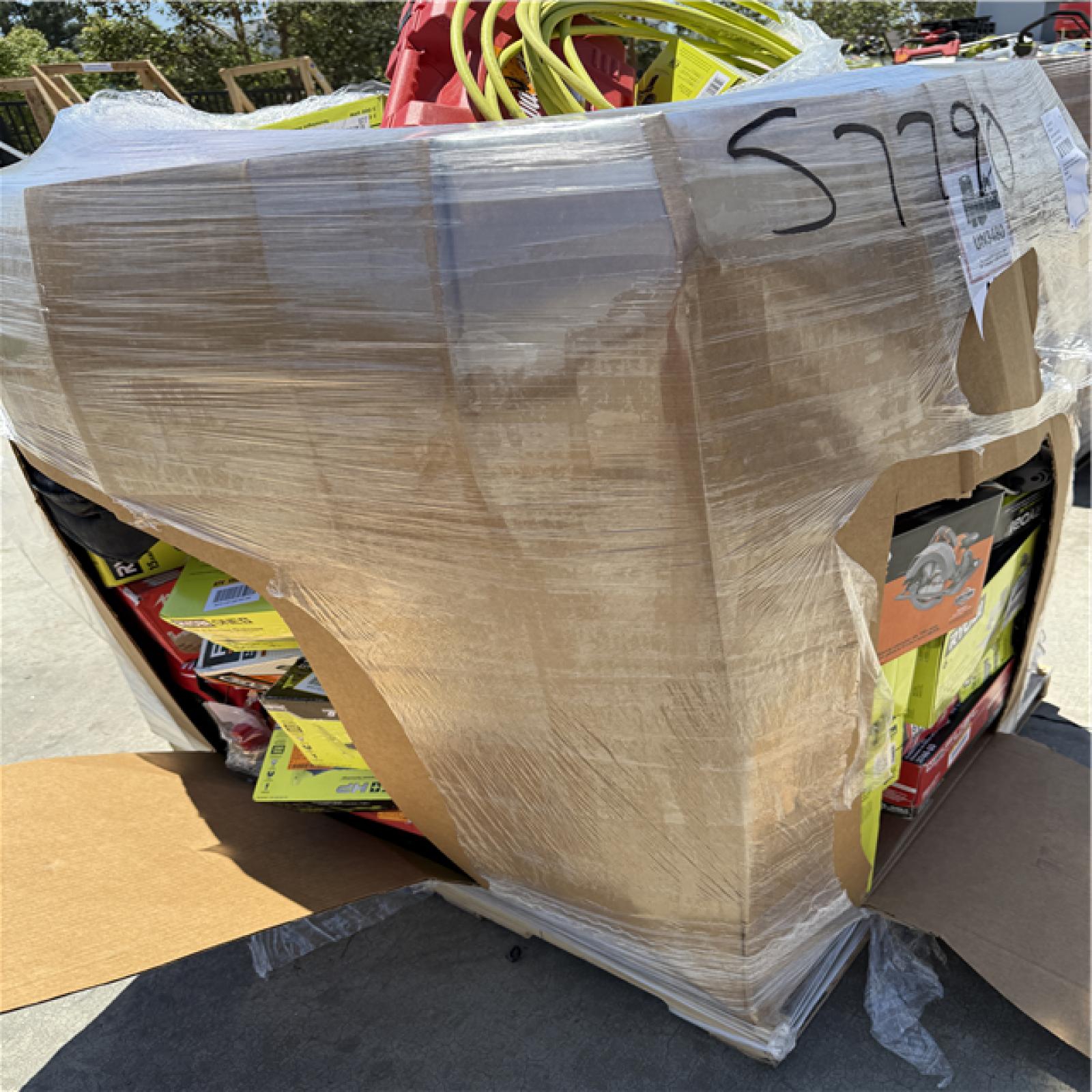 California AS-IS POWER TOOLS Partial Lot (3 Pallets) P-R057790