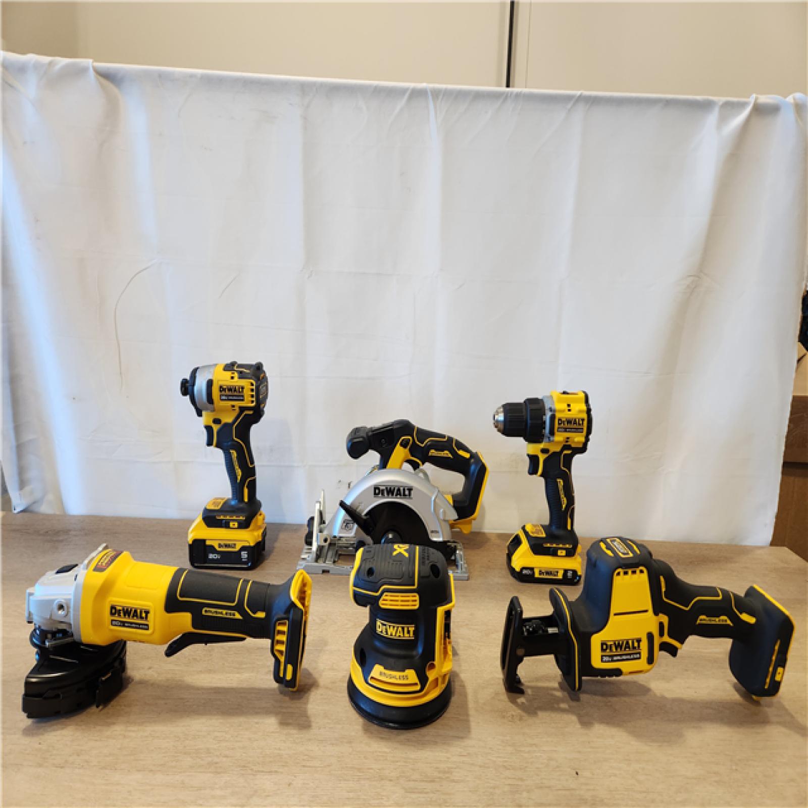AS-IS- DEWALT 20V Lithium-Ion Cordless 6-Tool Combo Kit with 5.0 Ah and 2.0 Ah Batteries  Charger and Tough System 2.0 Rolling Toolbox
