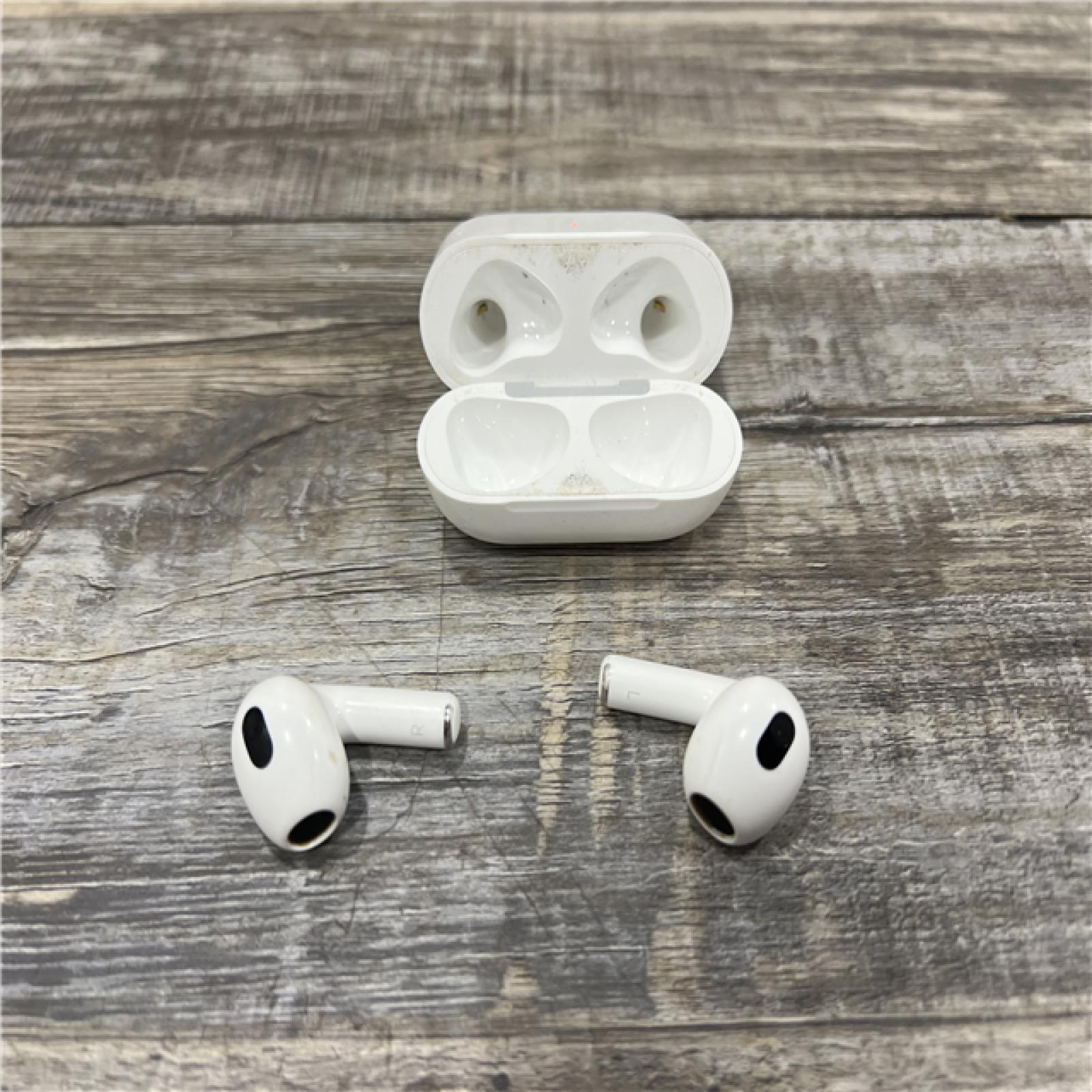 AS-IS AirPods (3rd Generation) with Lightning Charging Case
