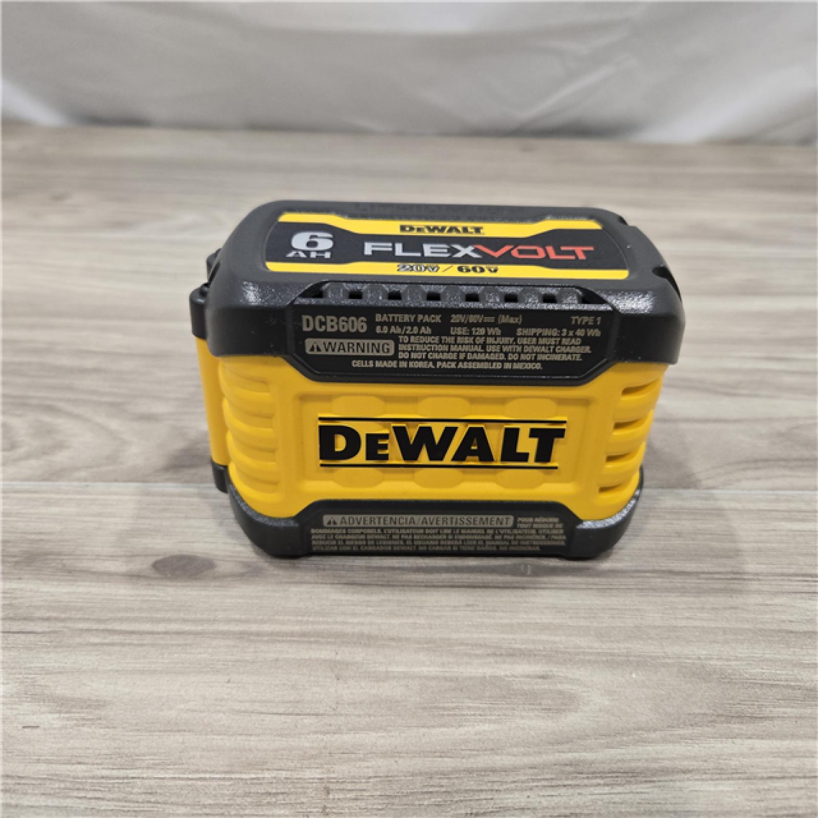 LIKE NEW! - DEWALT FLEXVOLT 20V/60V MAX Lithium-Ion 6.0Ah Battery Pack