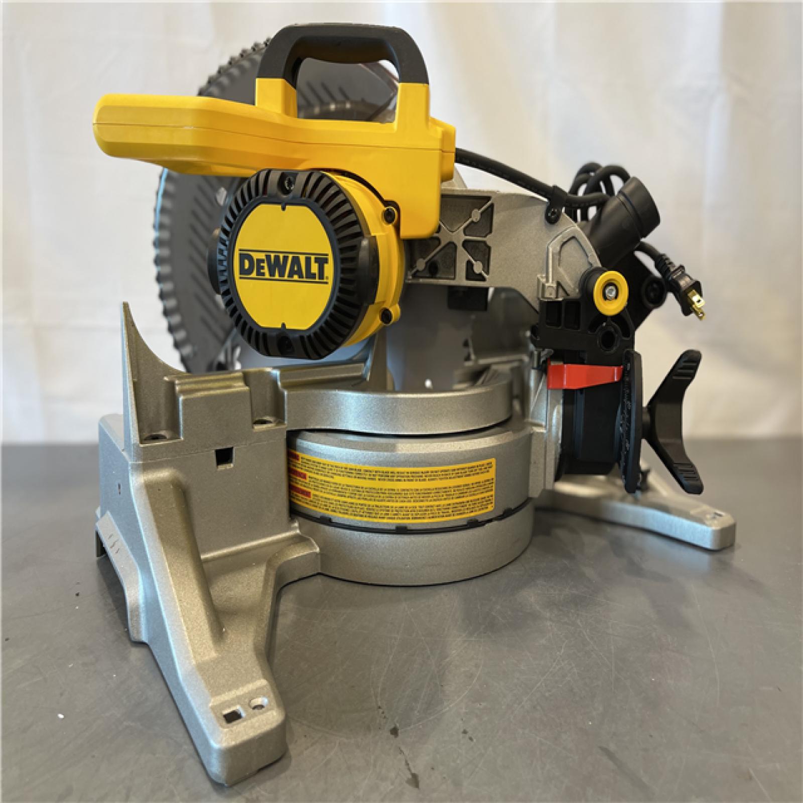 AS-IS - DEWALT 15 Amp Corded 10 in. Compound Single Bevel Miter Saw