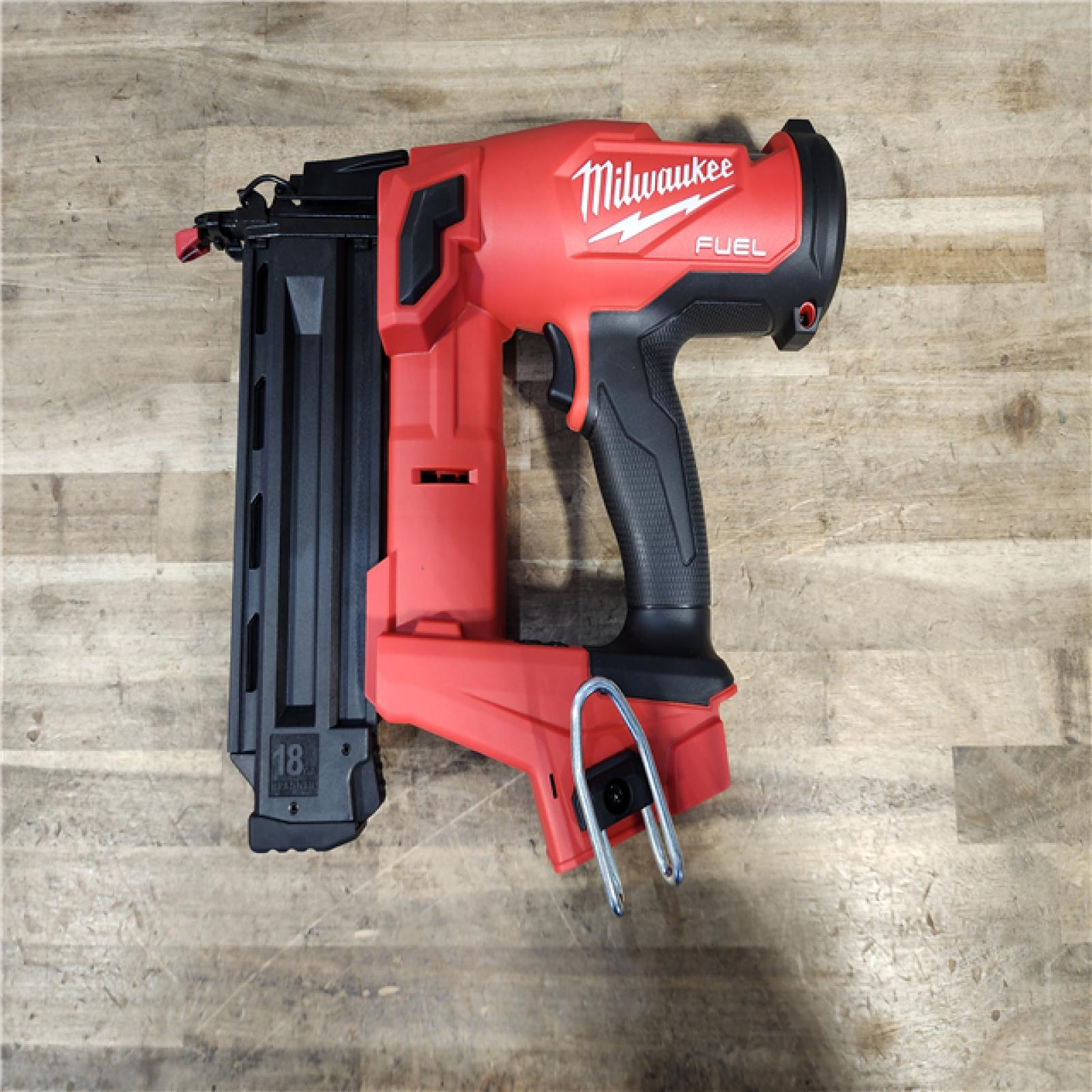 HOUSTON LOCATION - AS-IS (APPEARS LIKE NEW) Milwaukee M18 FUEL 18 Gauge Brad Nailer (TOOL ONLY)