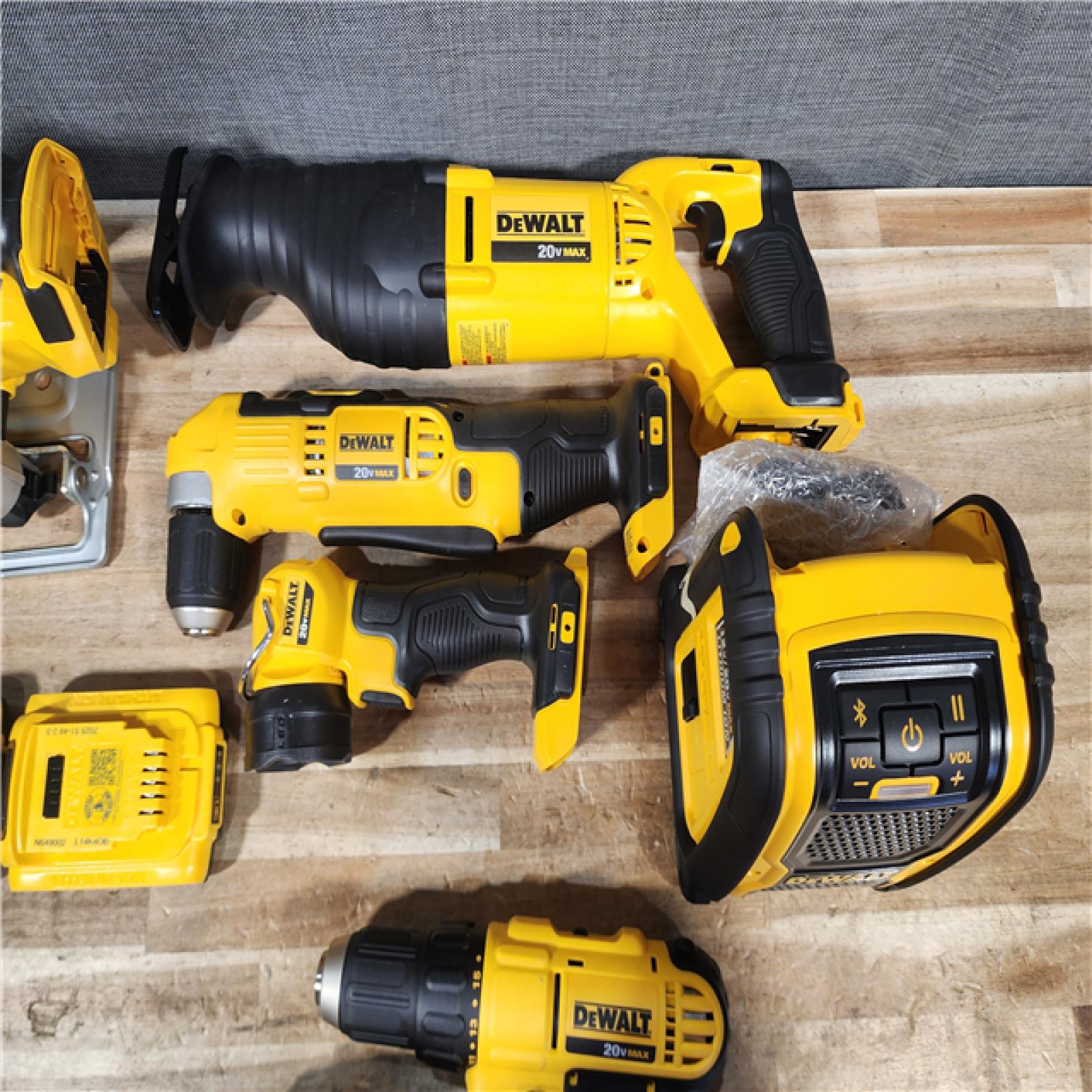 HOUSTON LOCATION - AS - IS DEWALT 20V MAX Cordless 7 Tool Combo Kit