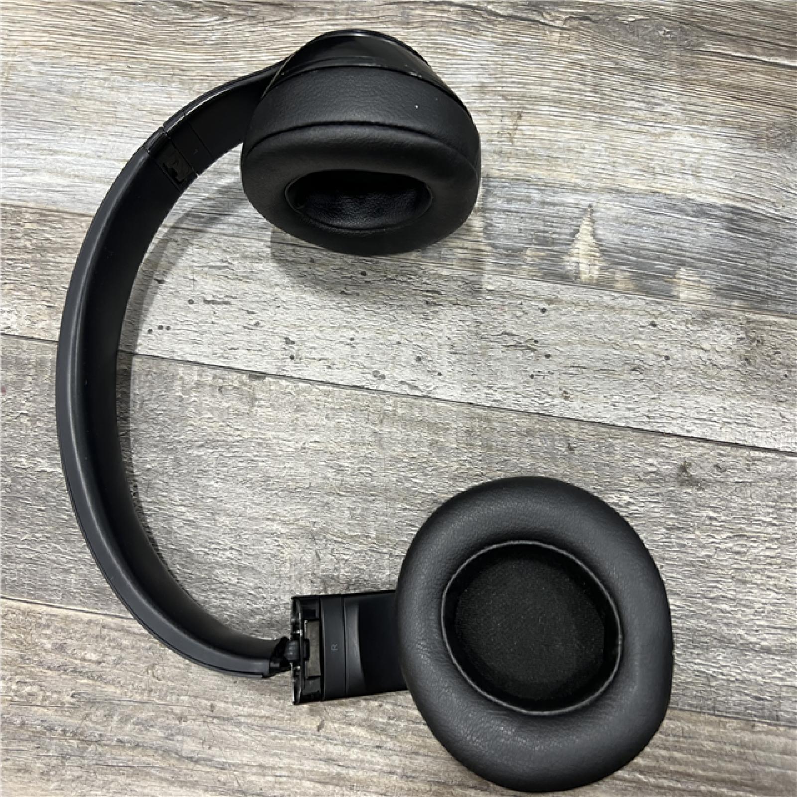 AS-IS Beats Studio3 Wireless Headphones- MATTE BLACK