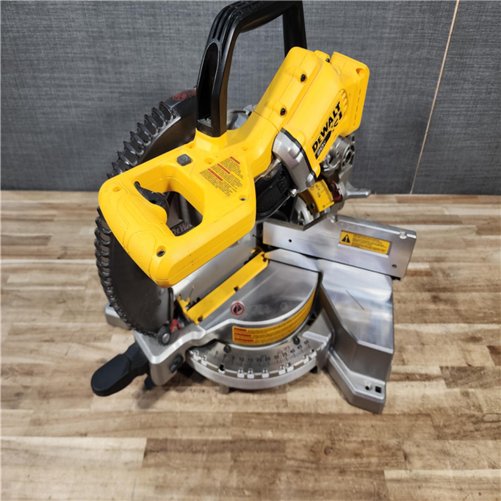 HOUSTON LOCATION - AS - IS 20-Volt MAX XR Cordless 10 in. Dual Bevel Fixed Miter Saw (Tool Only)