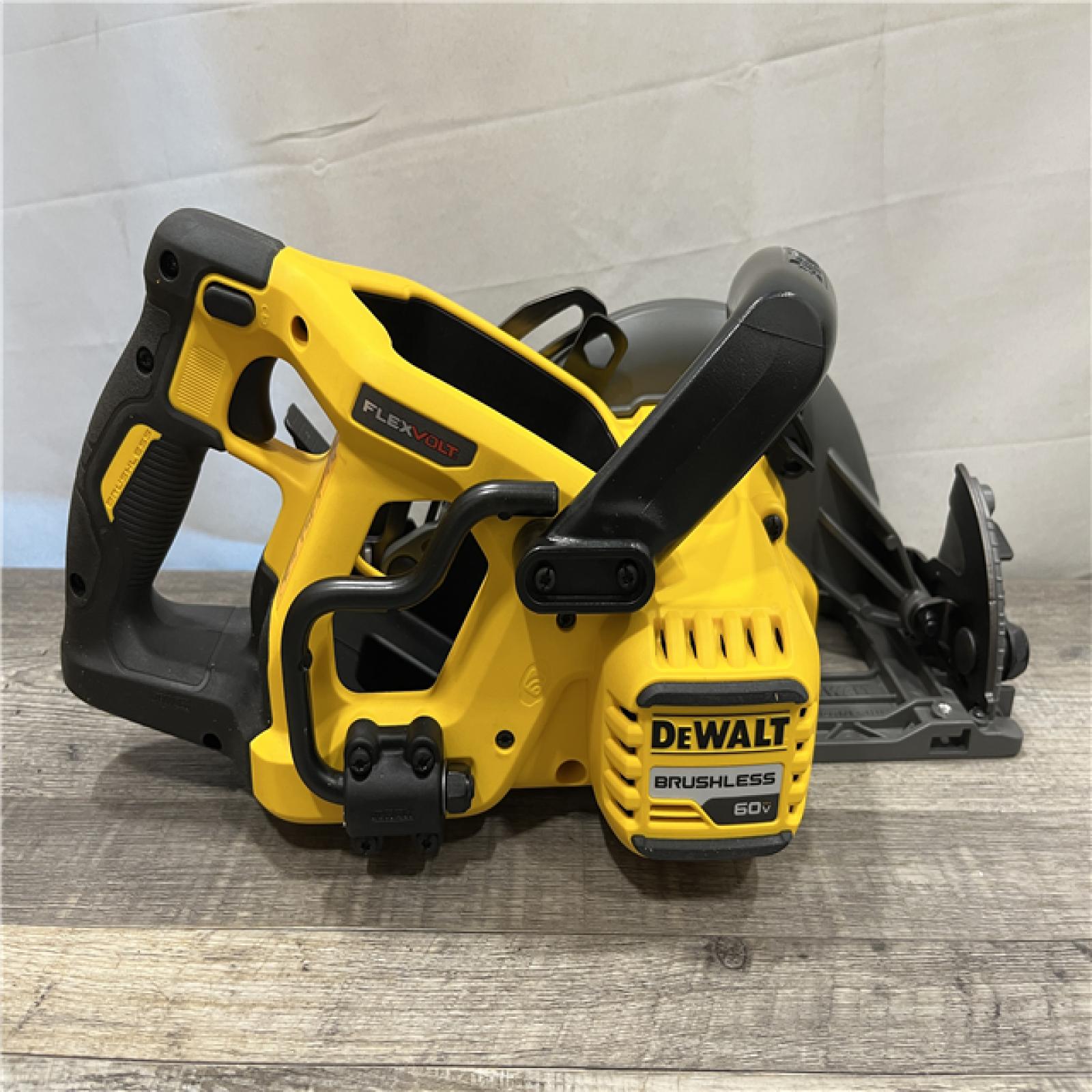 AS-IS DEWALT FLEXVOLT 60V MAX Cordless Brushless 7-1/4 in. Wormdrive Style Circular Saw (Tool Only)
