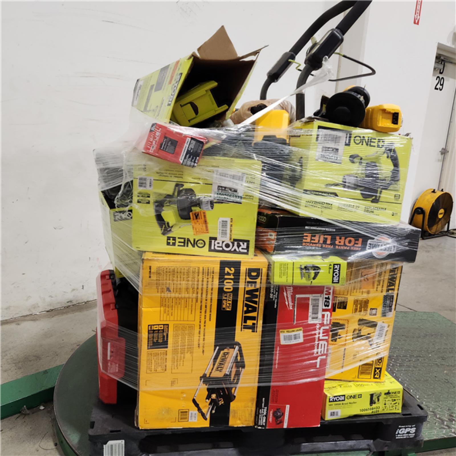 Dallas Location - As-Is Tool Pallet