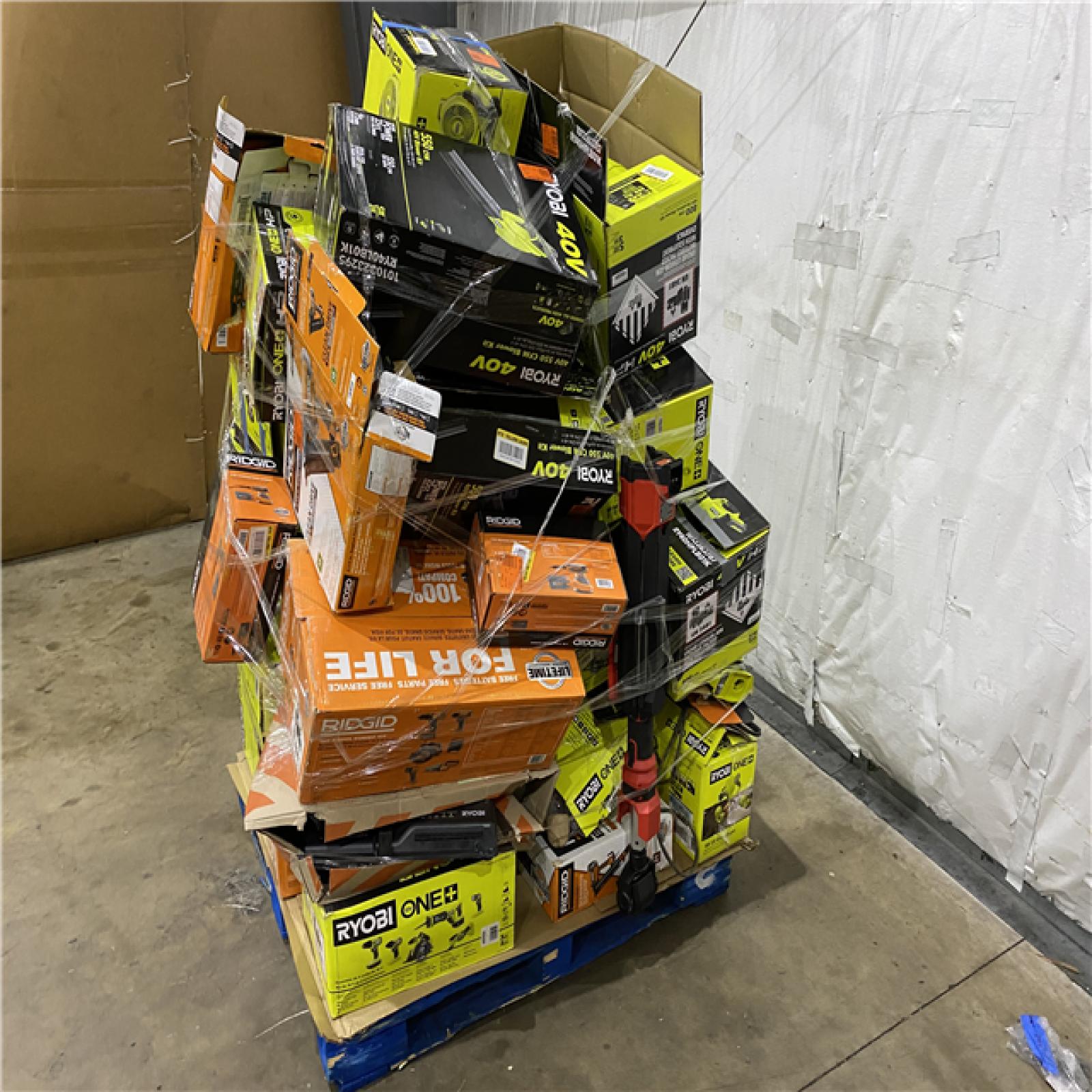 Houston Location AS IS - Tool Pallet