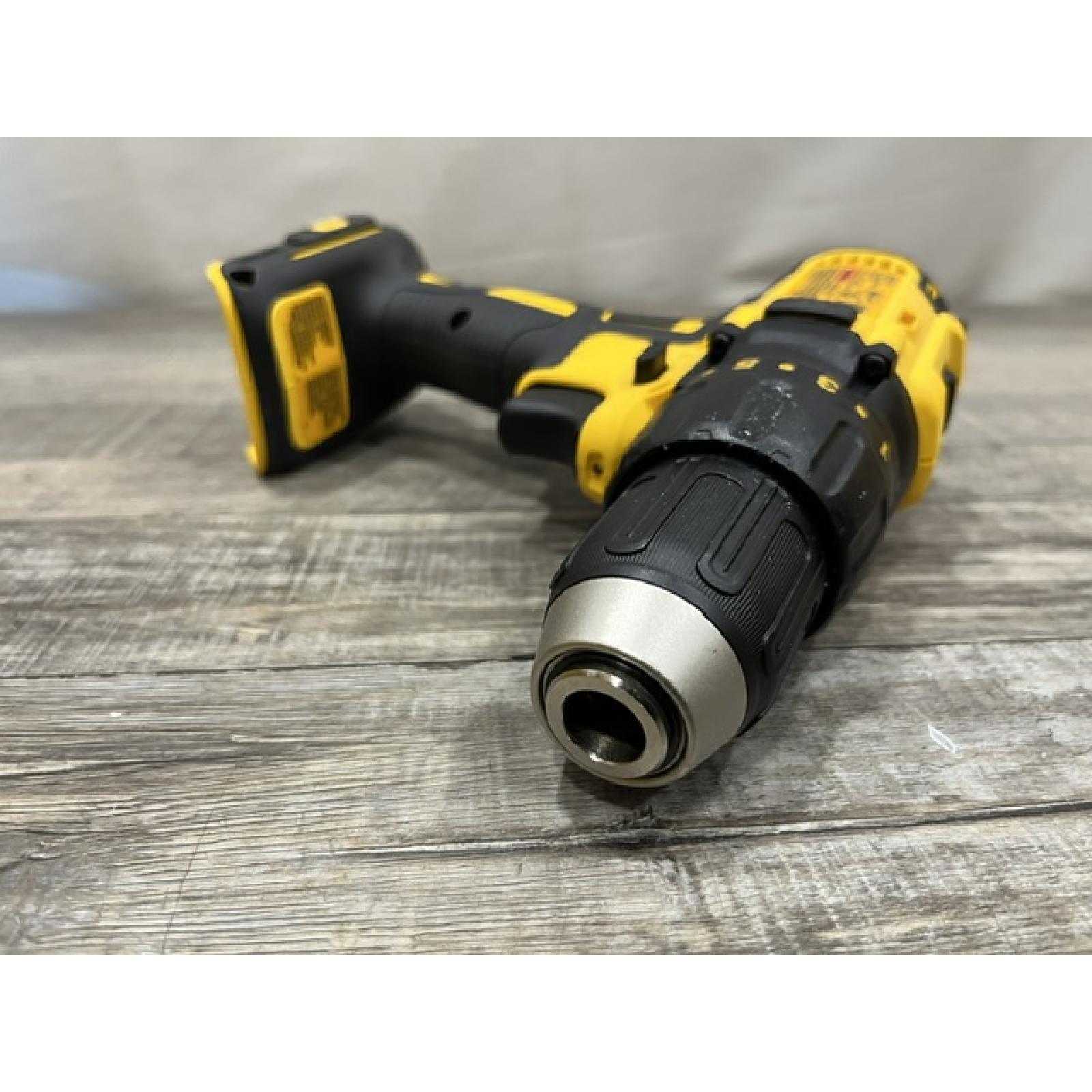 AS-IS DEWALT 20-Volt MAX Lithium-Ion Cordless 1/2 in. Compact Drill/Driver Kit