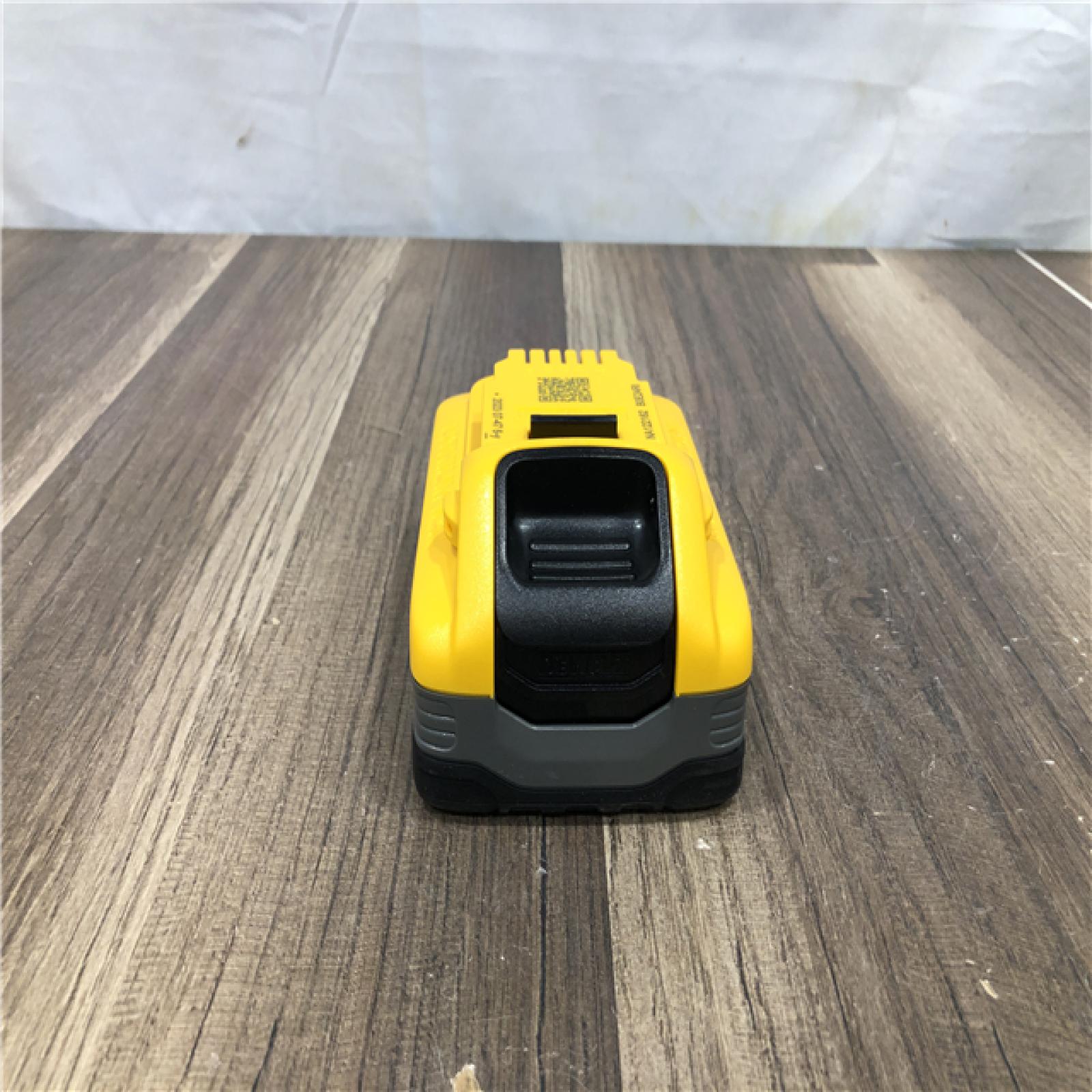 AS-IS DEWALT 20V MAX XR POWERSTACK Lithium-Ion Battery Starter Kit