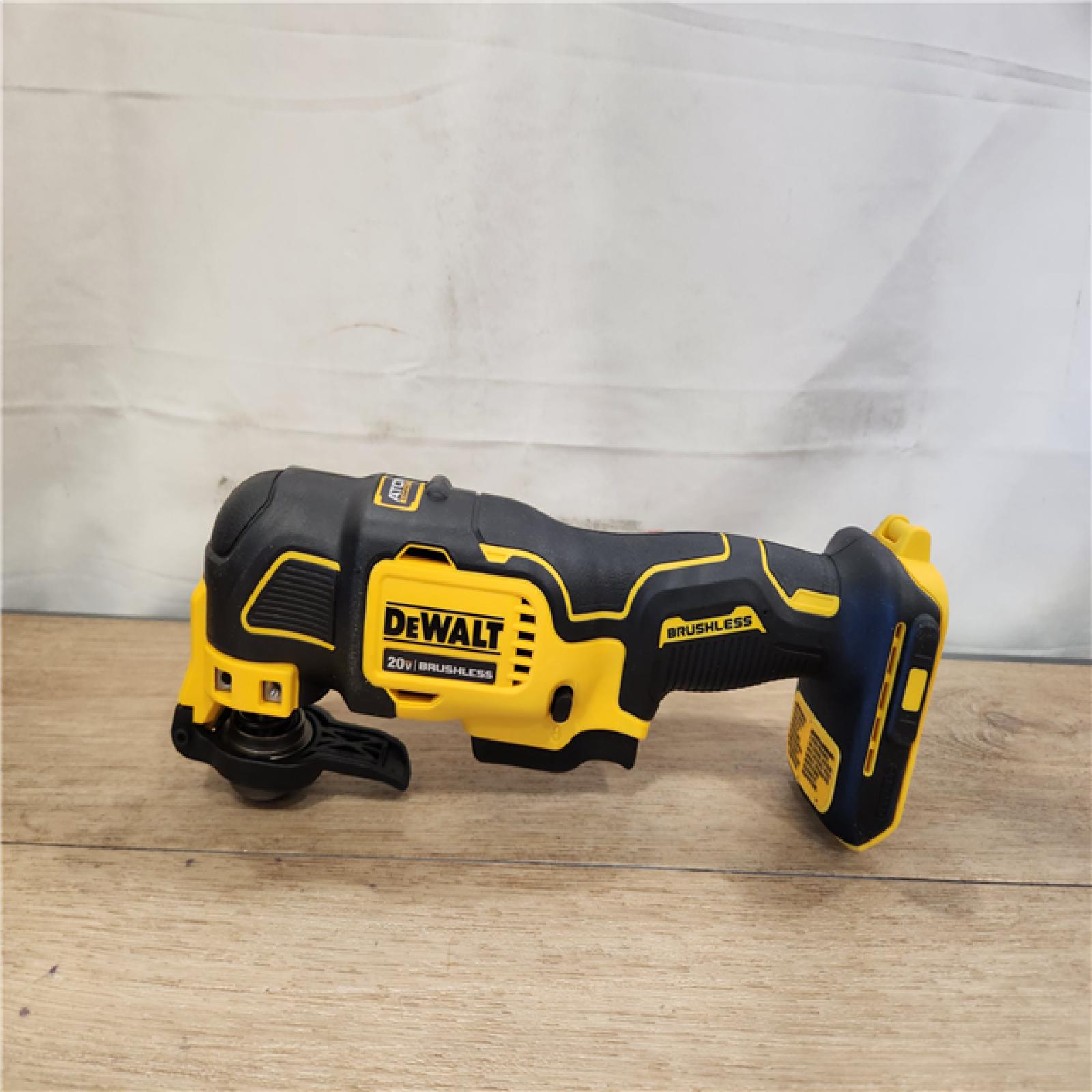 AS-IS- DEWALT ATOMIC 20V MAX Cordless Brushless Oscillating Multi Tool (Tool Only)