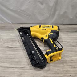 AS-IS DeWalt 15 GA ANGLED FINISH NAILER KIT