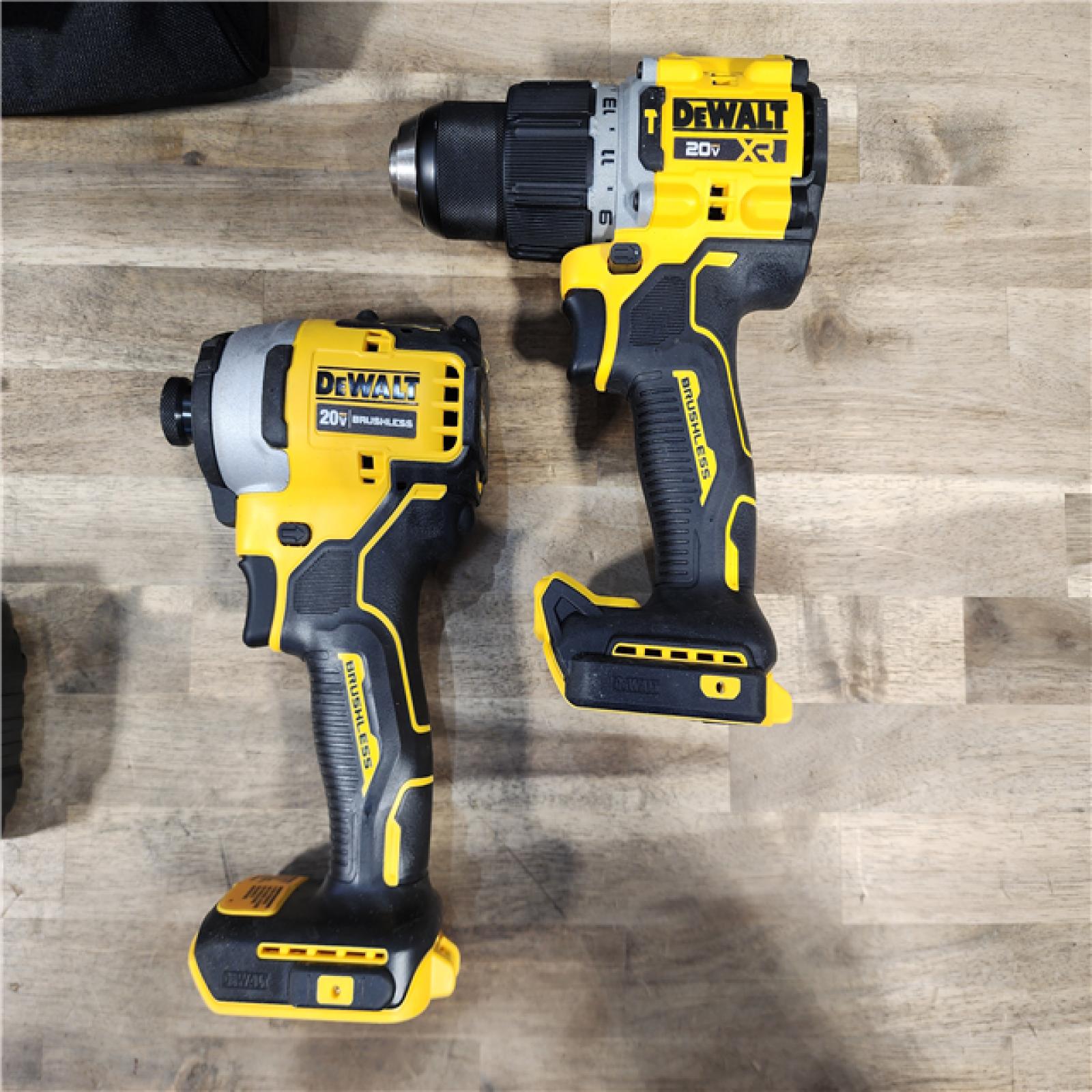 HOUSTON LOCATION - AS-IS DEWALT 2 Tool Cordless Combo Kit with (2) 4.0Ah Batteries, Charger, and Bag