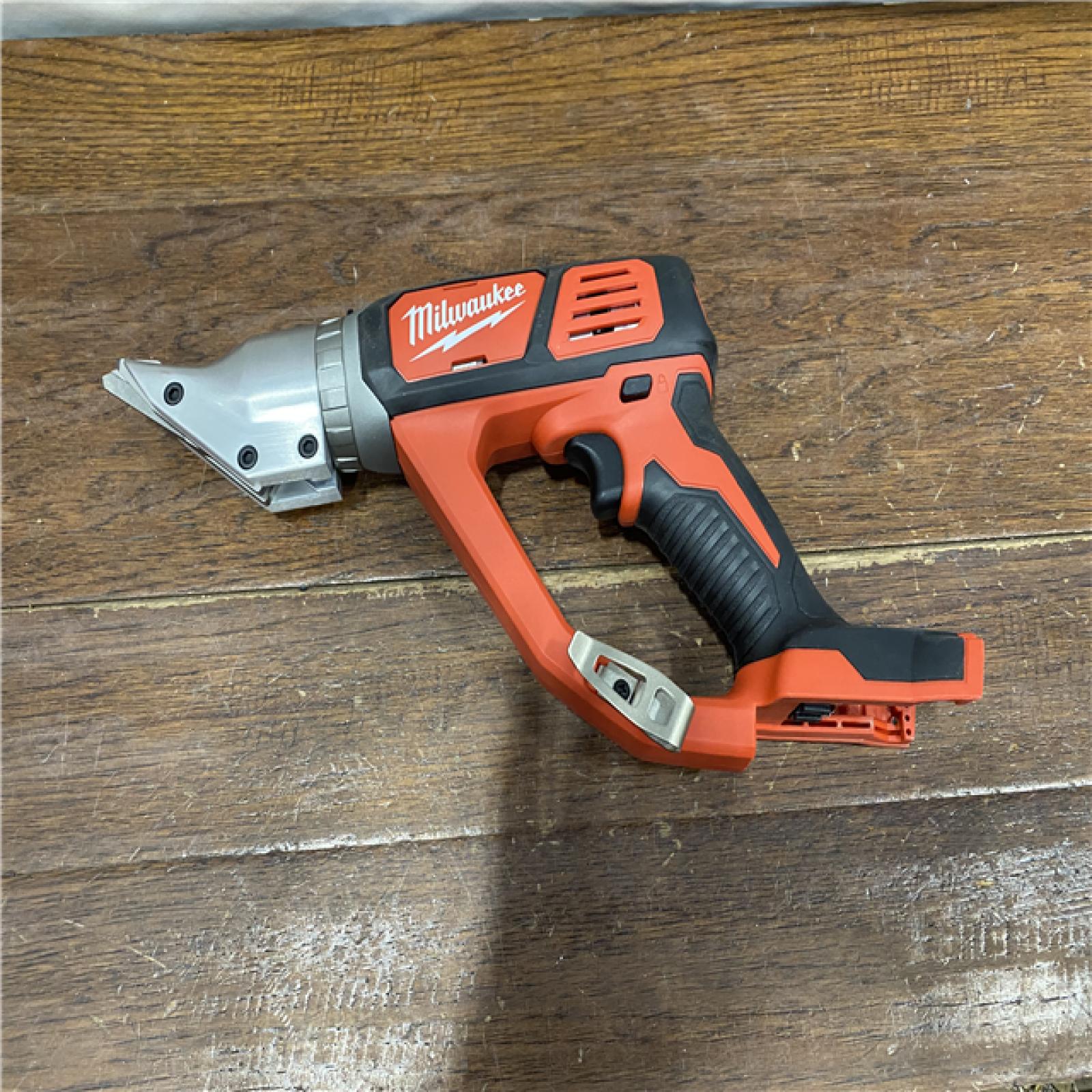 AS-IS Milwaukee M18 18-volt Lithium-ion Cordless 18-gauge Double Cut Metal Shear  Bare Tool