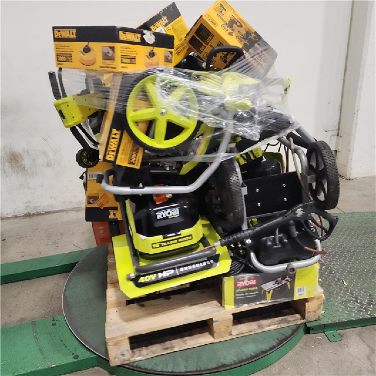 Dallas Location - As-Is Tool Pallet