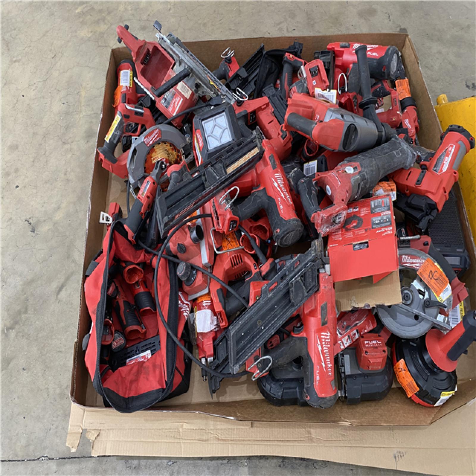 Houston Location AS IS - Tool Pallet