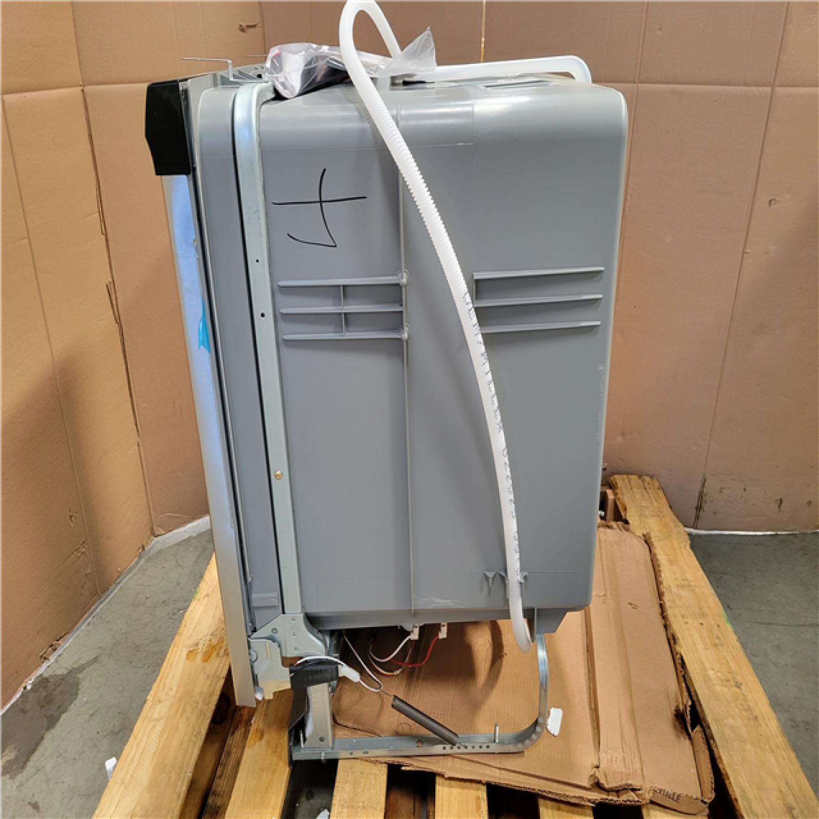 California As-Is Home Improvement Pallet