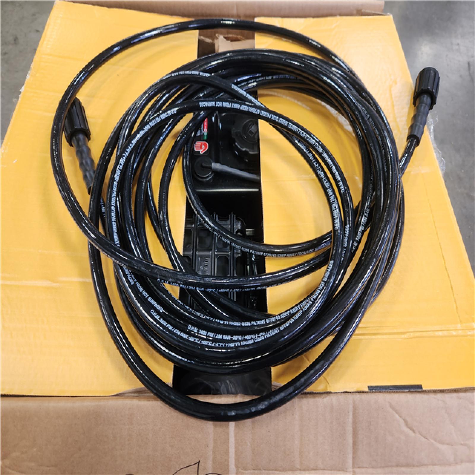 Phoenix NEW DEWALT 3400 PSI 2.5 GPM Gas Pressure Washer with Maintenance-Free Pump  Heavy-Duty Commercial Cold Water Power Washer